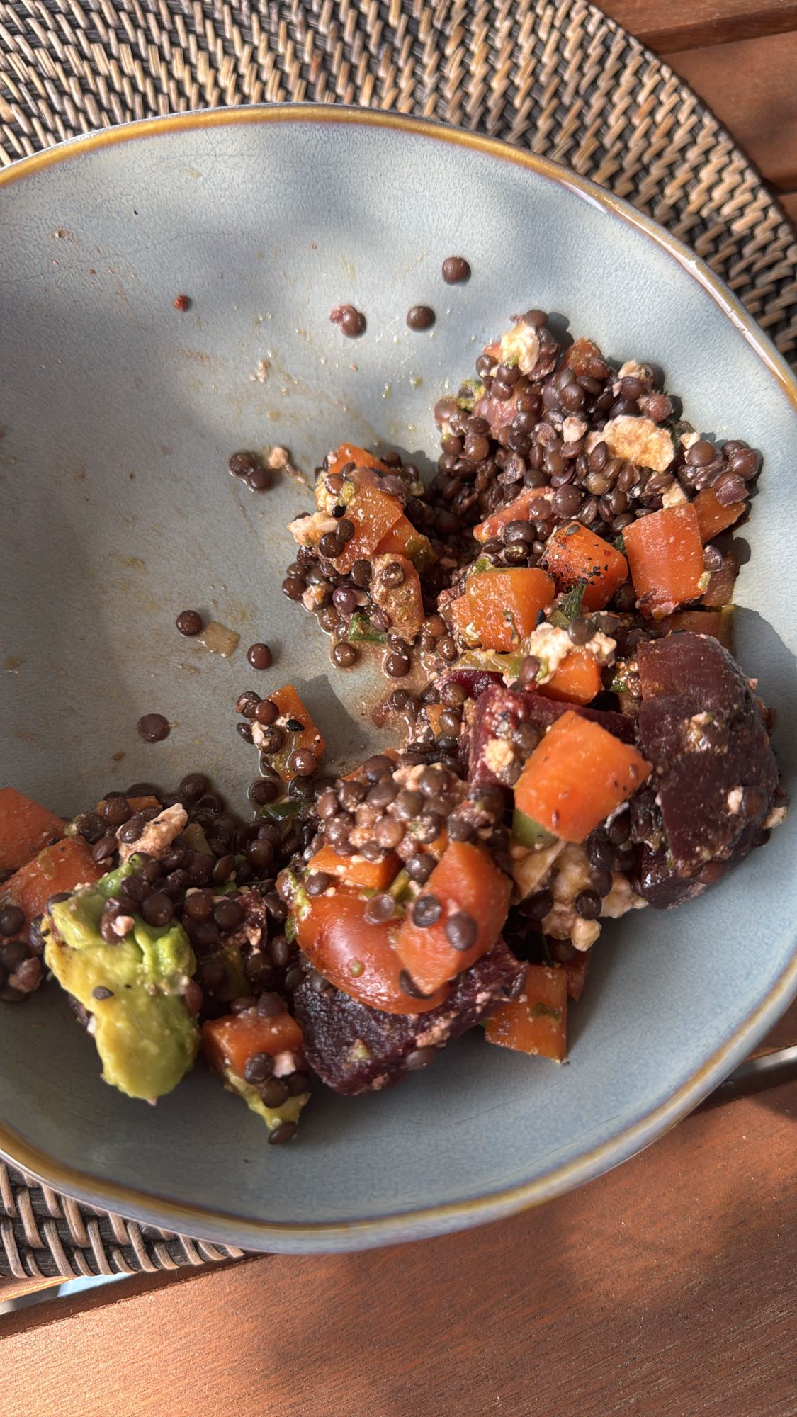 Linsensalat mit Gemüse