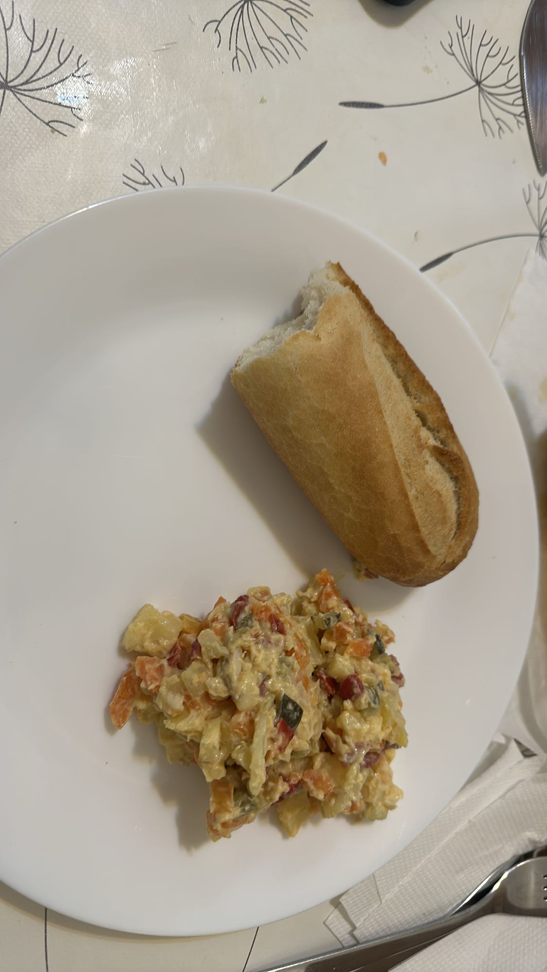 Bread and veggie salad