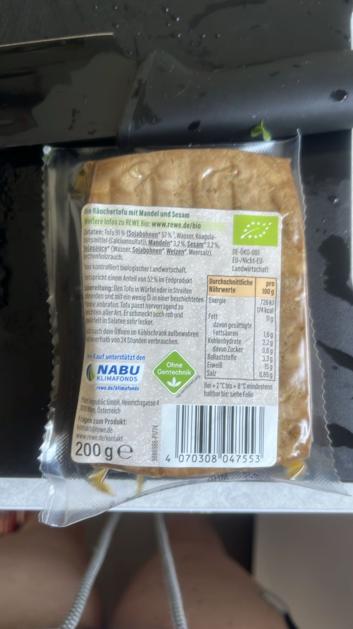 Räuchertofu Mandel Sesam