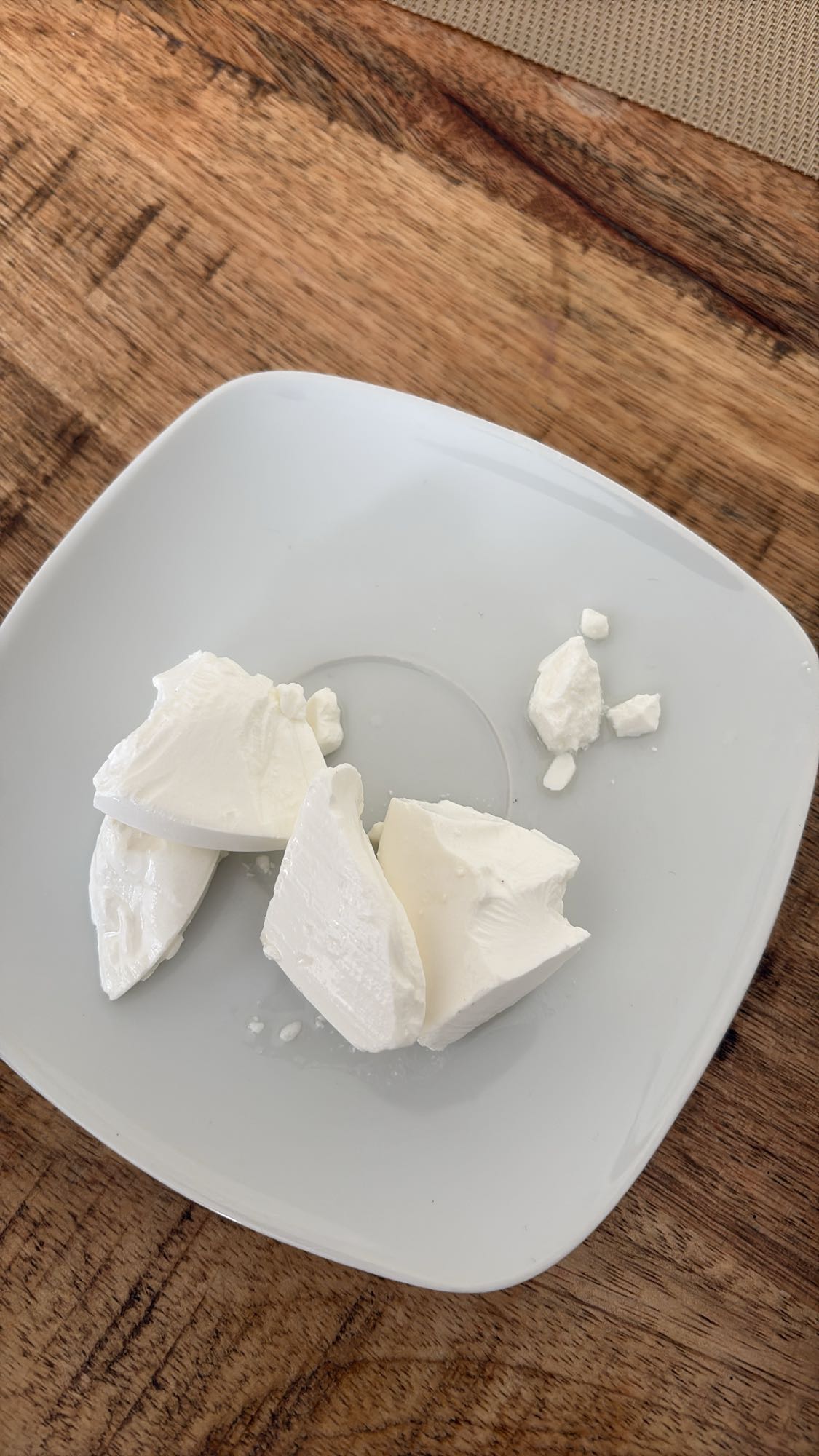 platte witte kaas