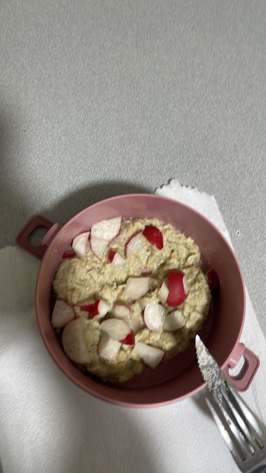 Oatmeal with radish