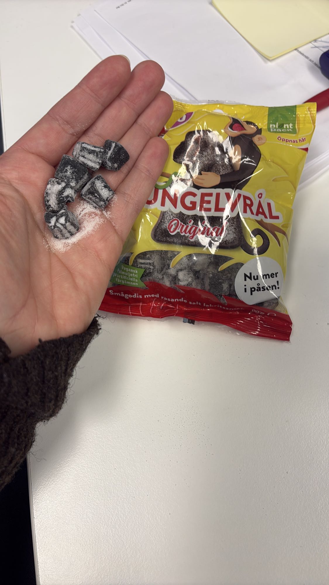 Jungelvrål lakritsgodis