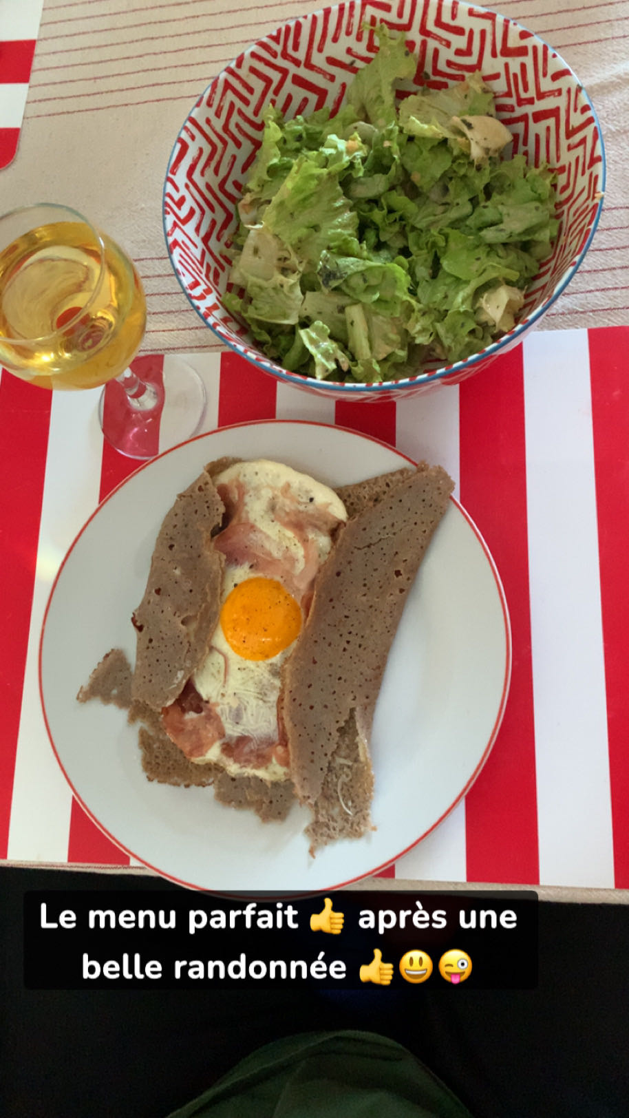 Galette complète et salade