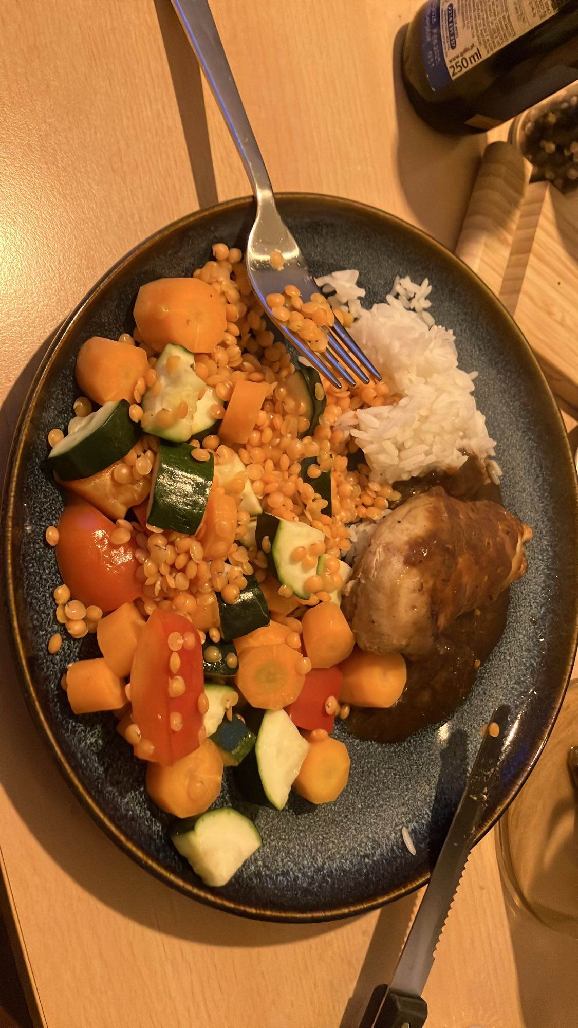 Frango com legumes e arroz