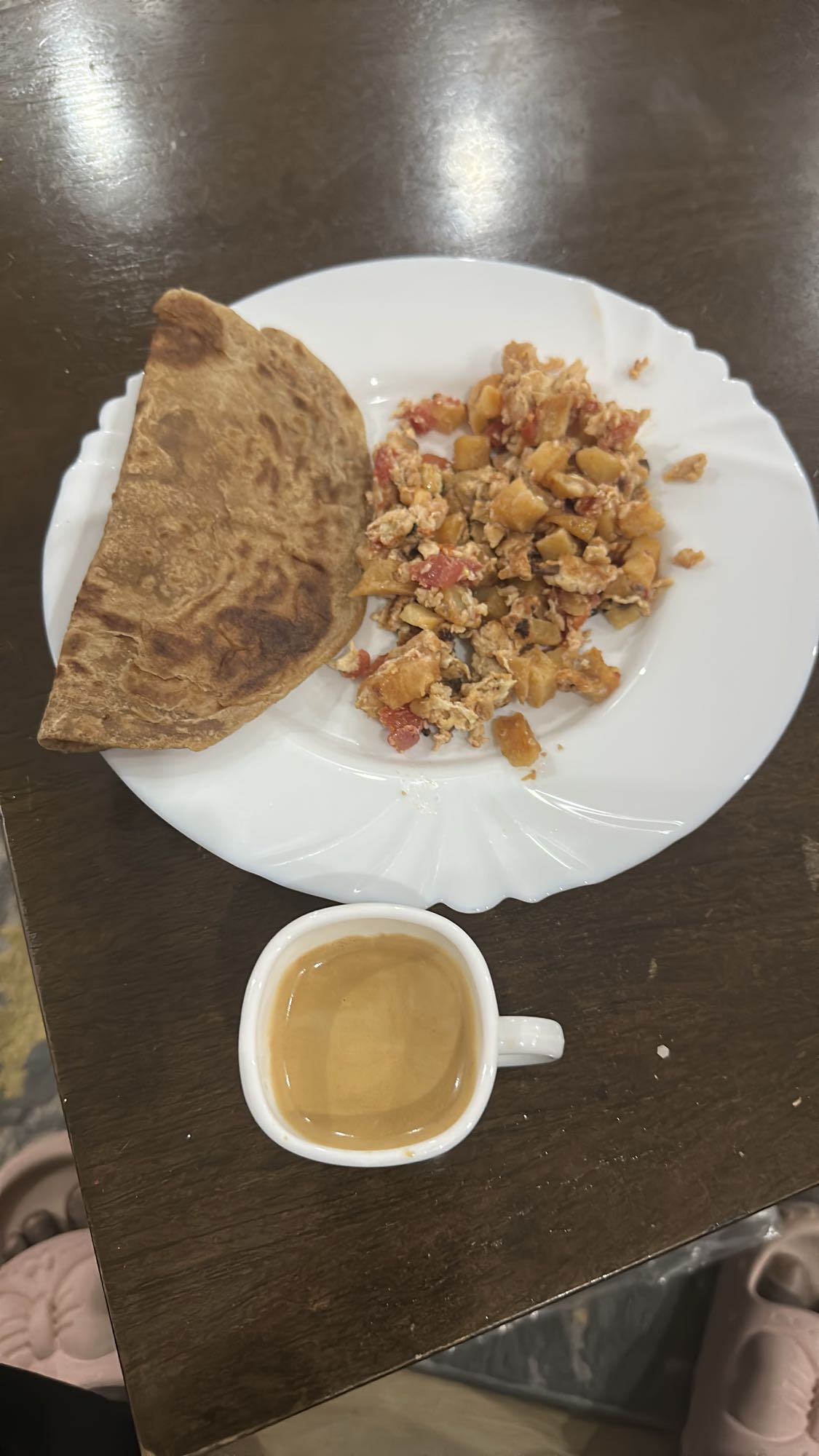 Egg veggie wrap with coffee