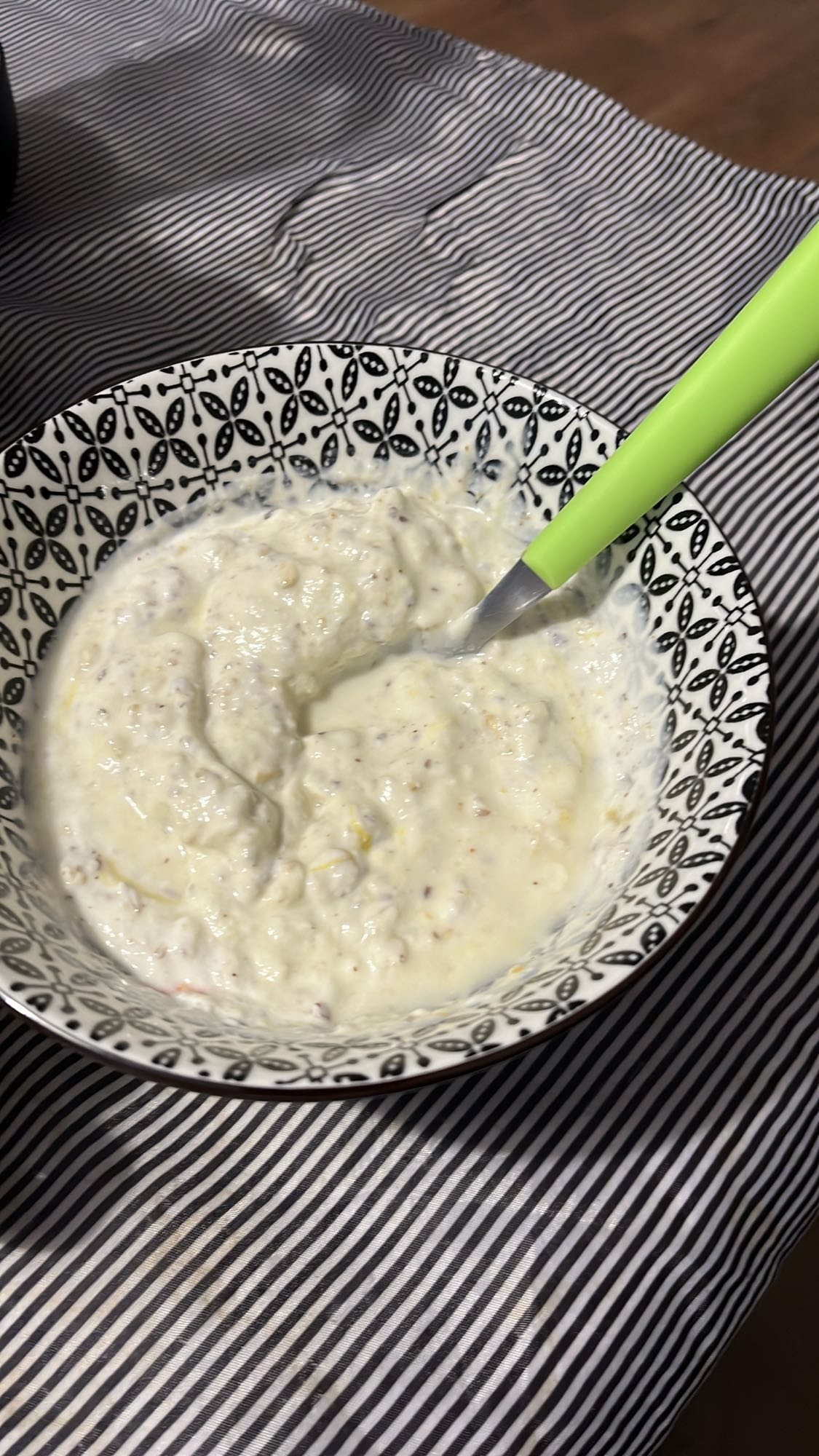 овесена каша с кисело мляко