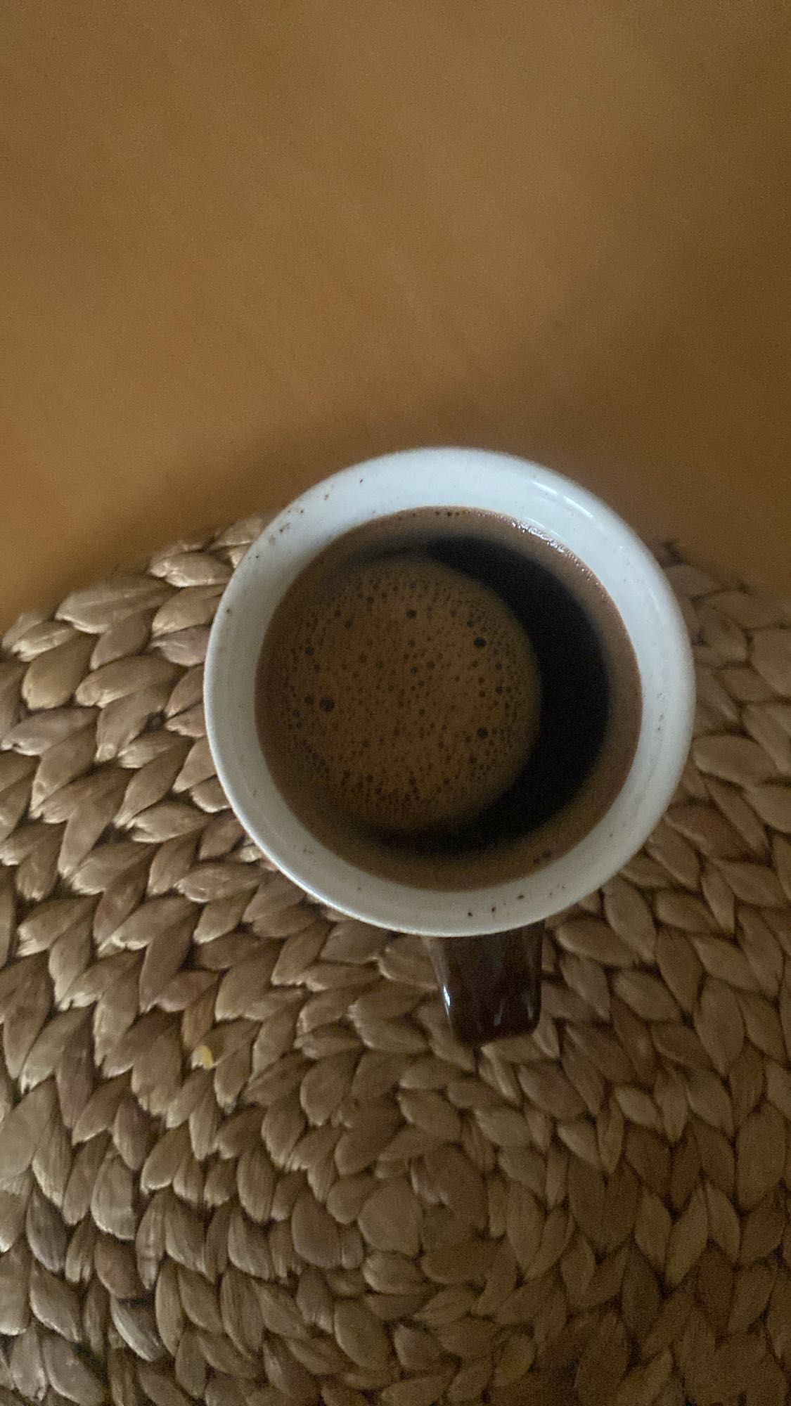 filiżanka czarnej kawy