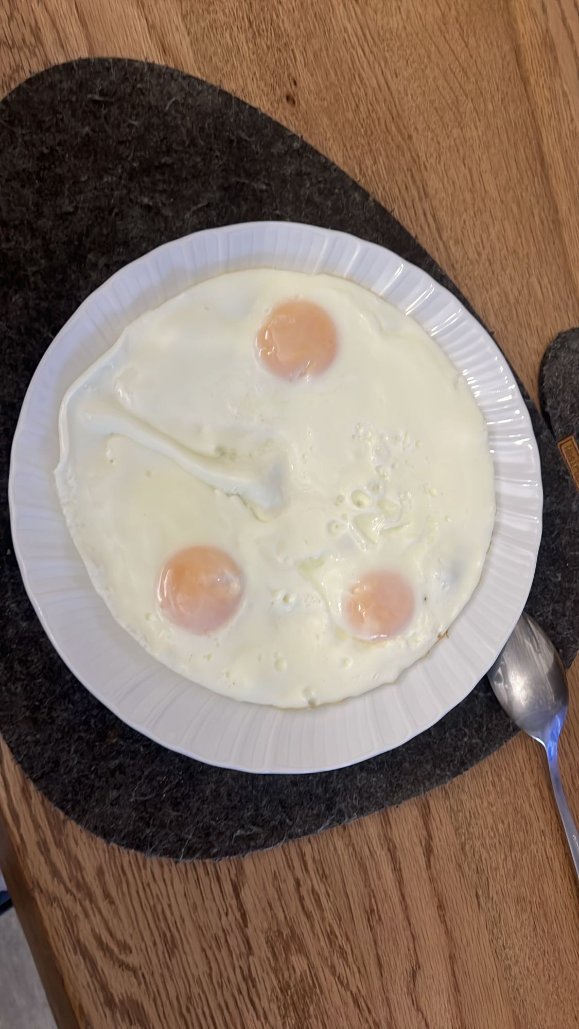 Fried eggs