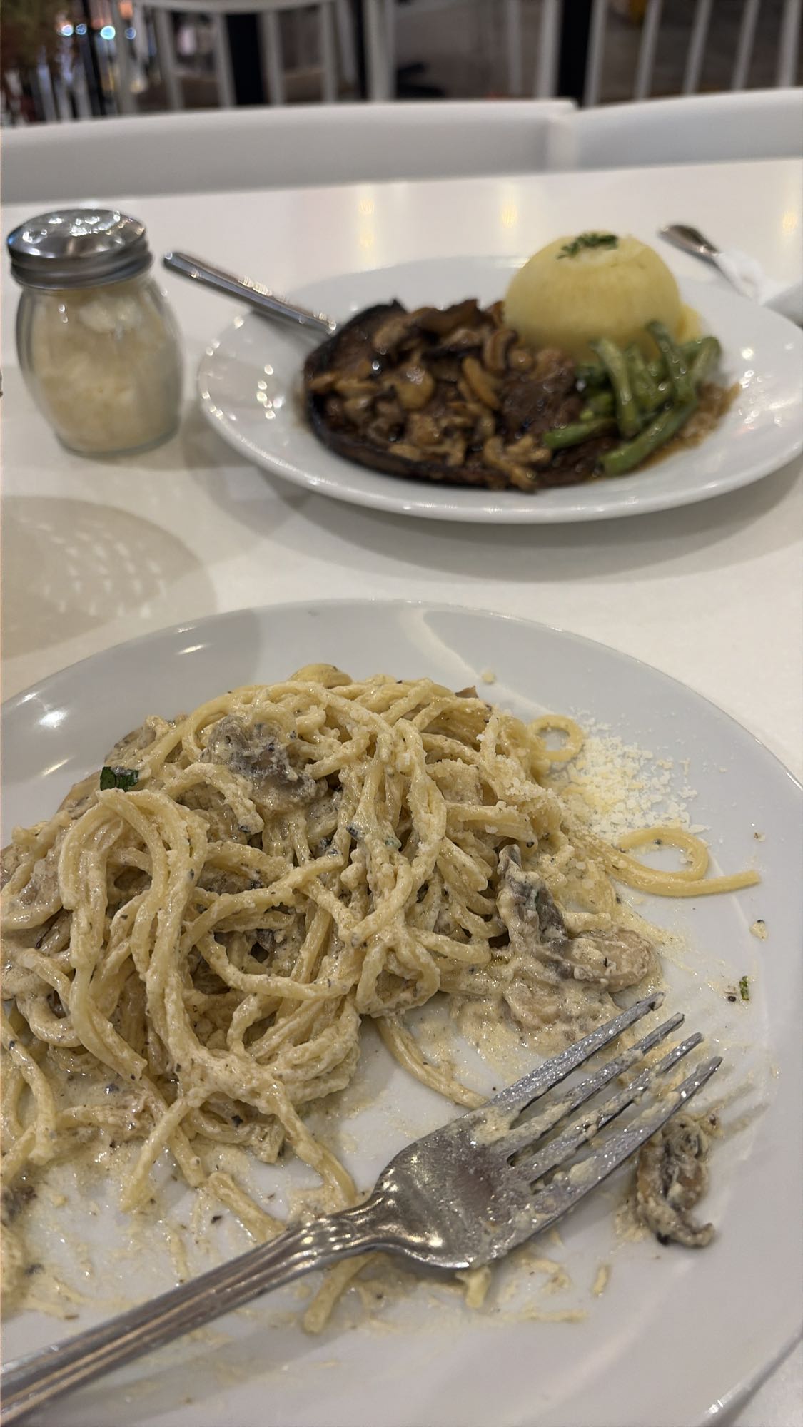 Creamy Mushroom Pasta & Steak