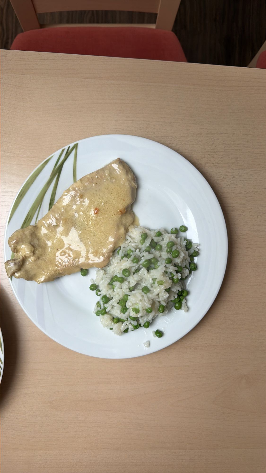 Chicken with rice and peas