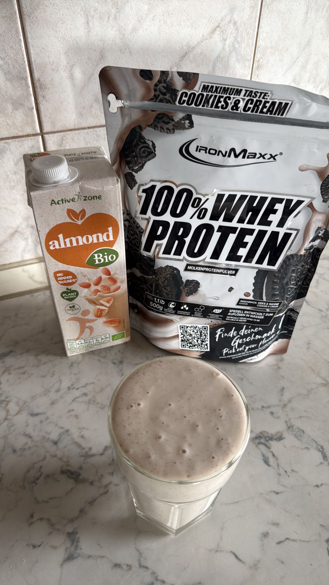Protein Almond Shake