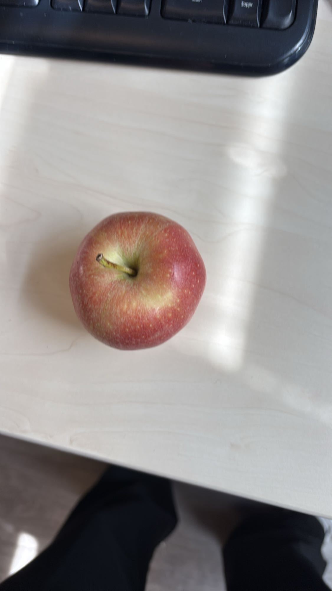 Pomme entière