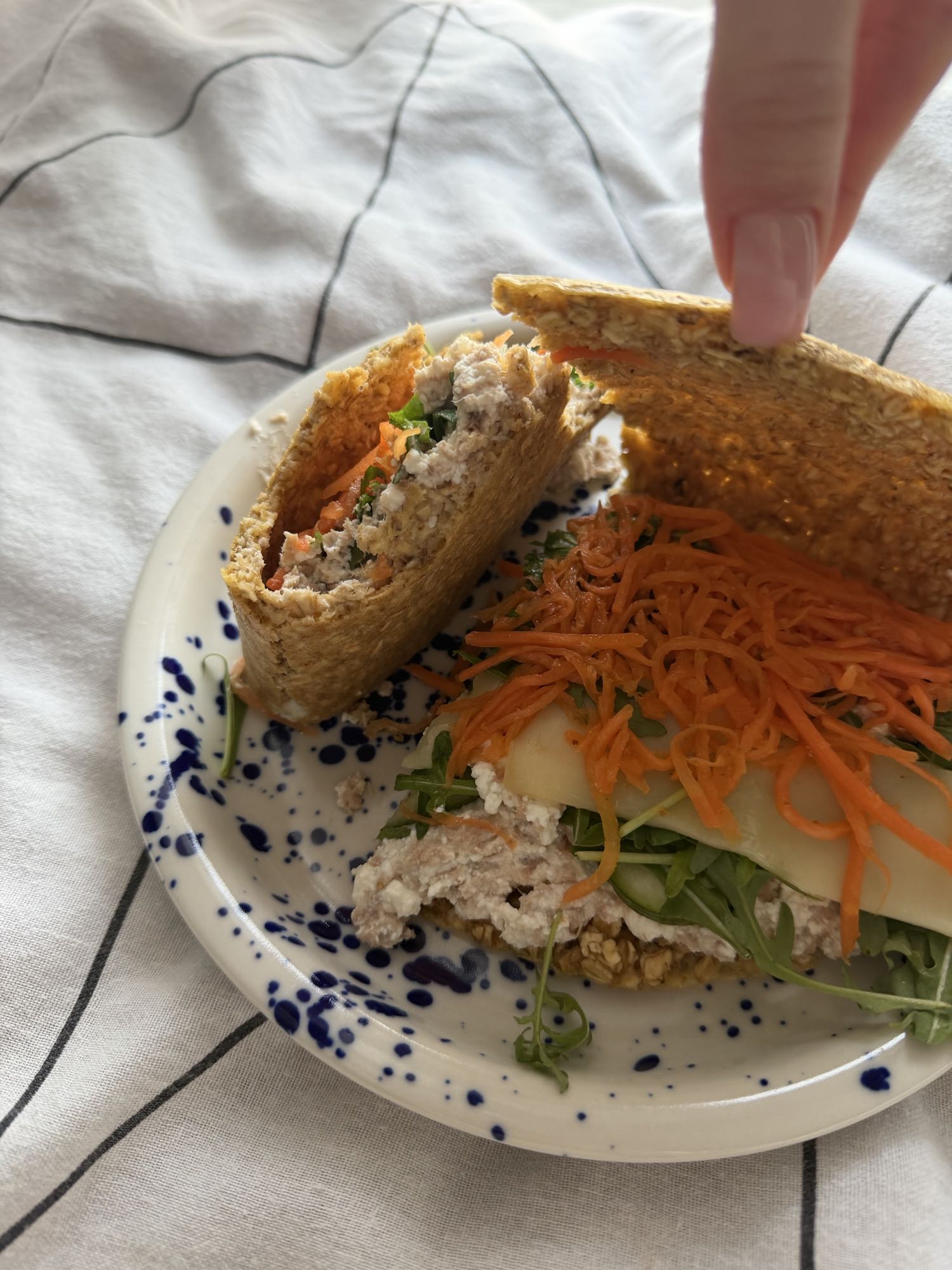 Пита с творогом и овощами