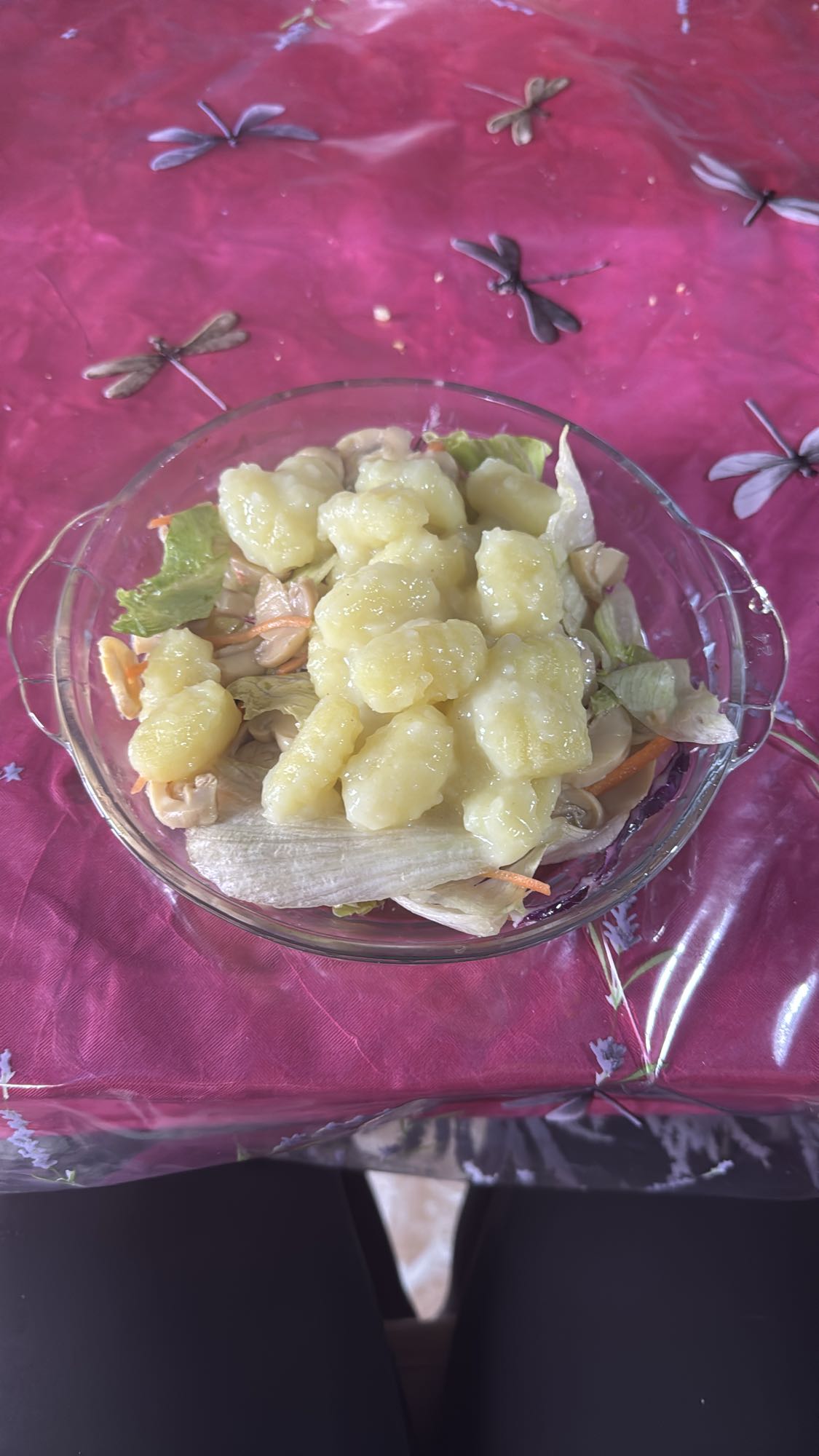 Ensalada con ñoquis