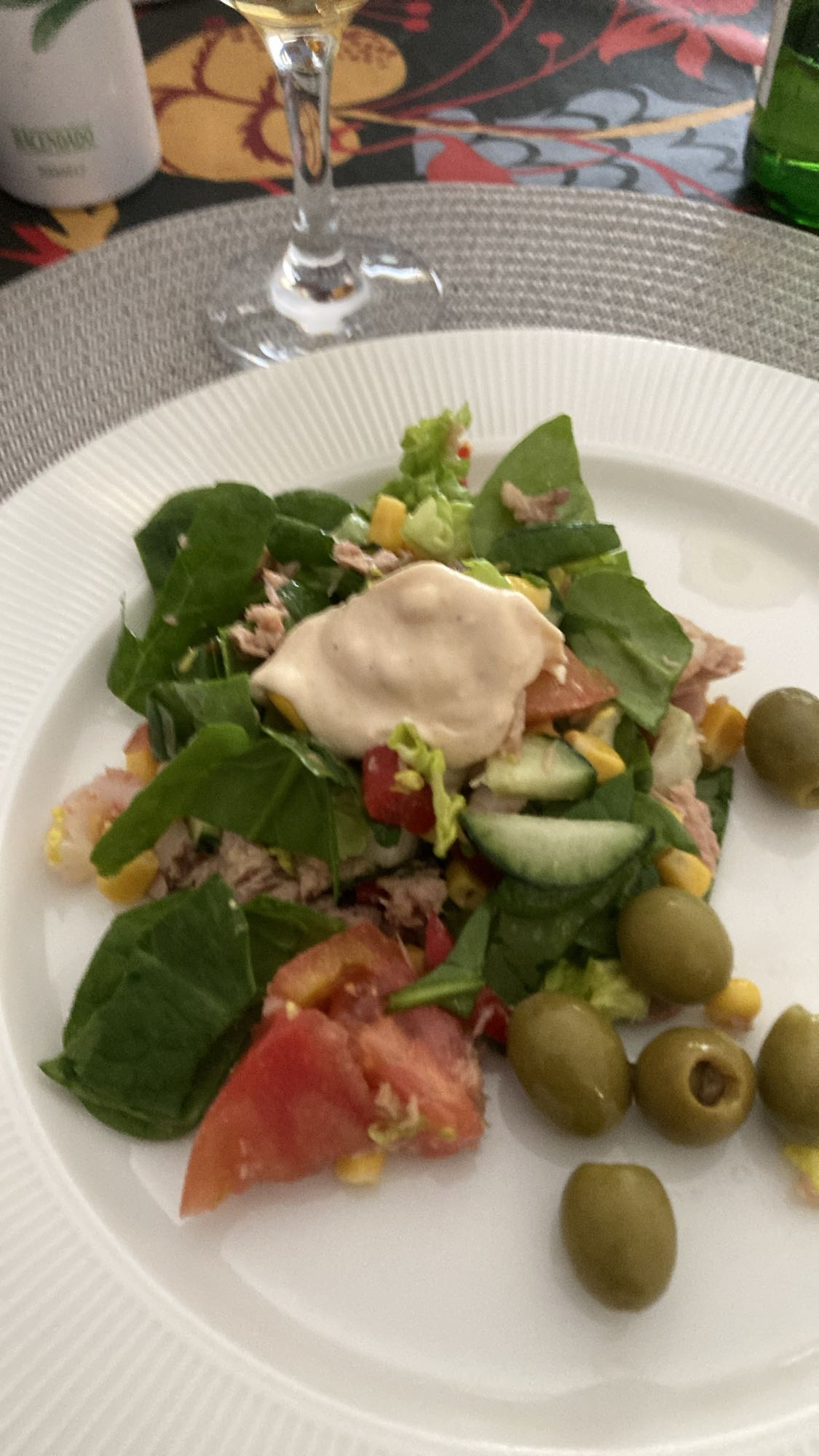 Tonfisksallad med grönsaker