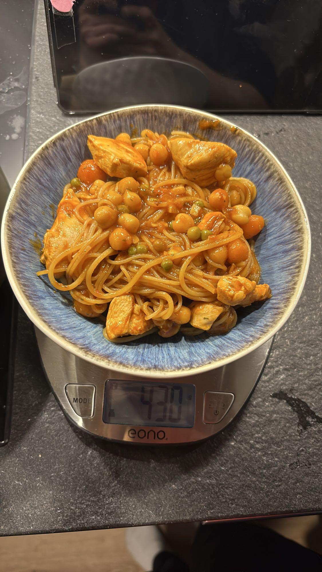 Kip pasta met kikkererwten