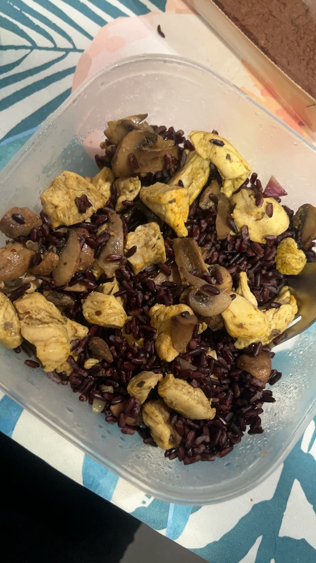 Chicken, black rice & mushrooms