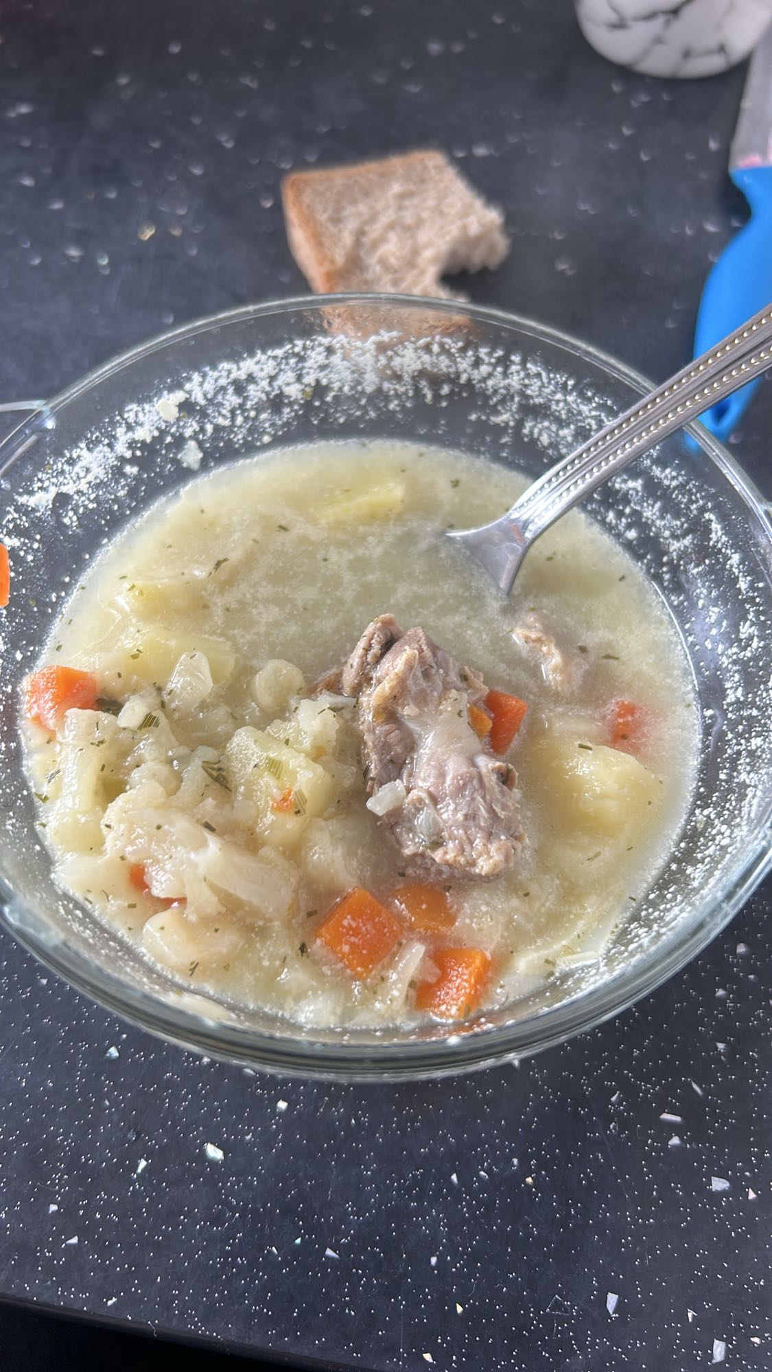 zupa z mięsem i warzywami