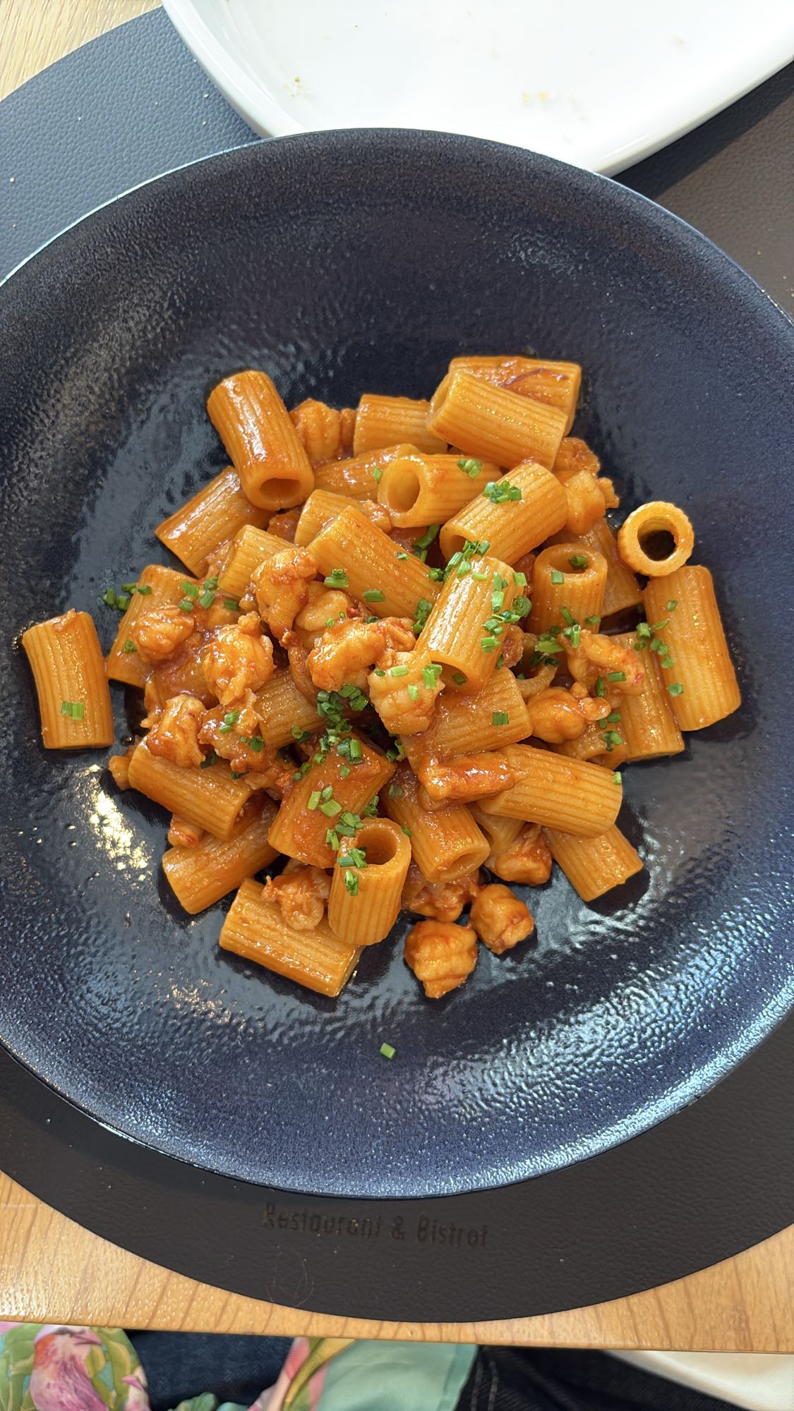 Pasta with tomato sauce