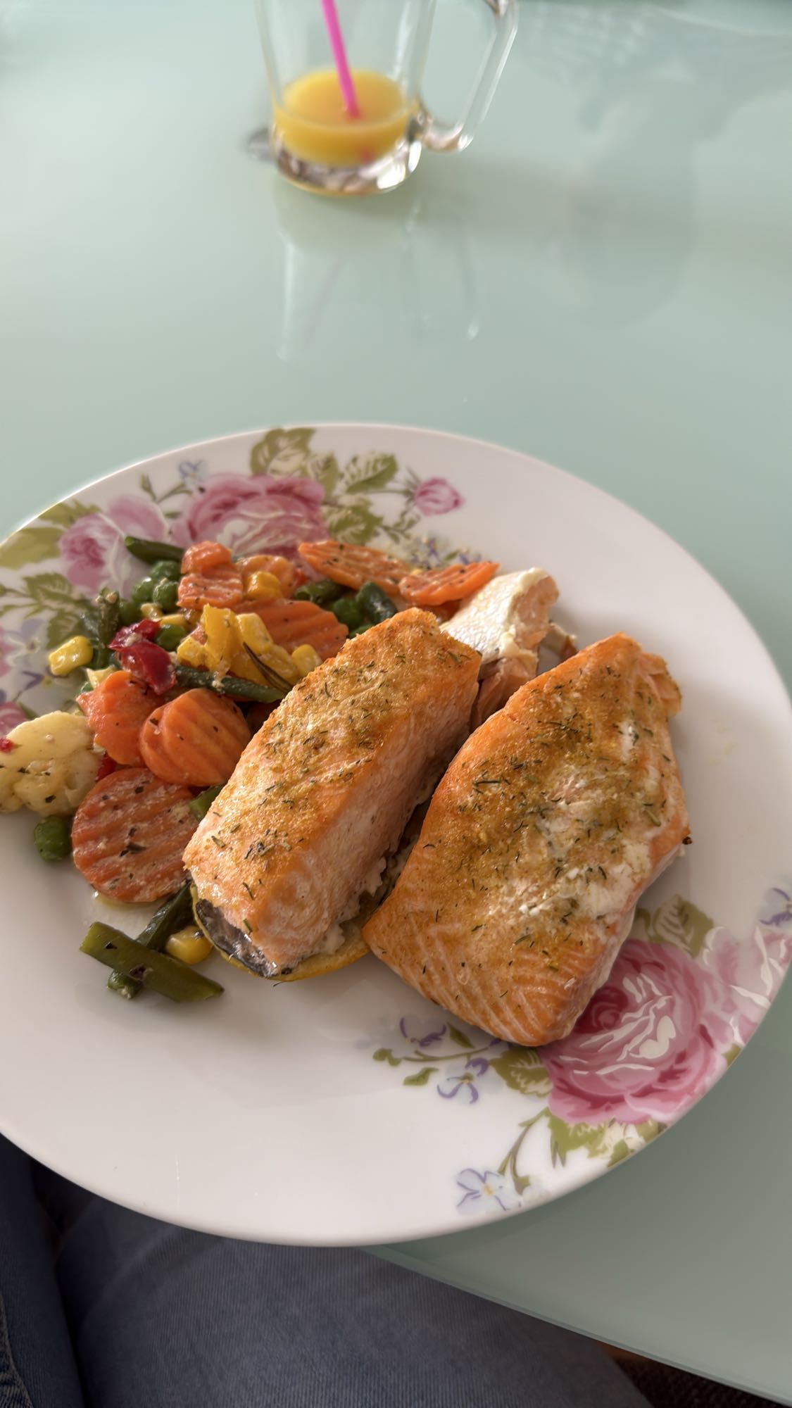 Somon ve Karışık Sebze