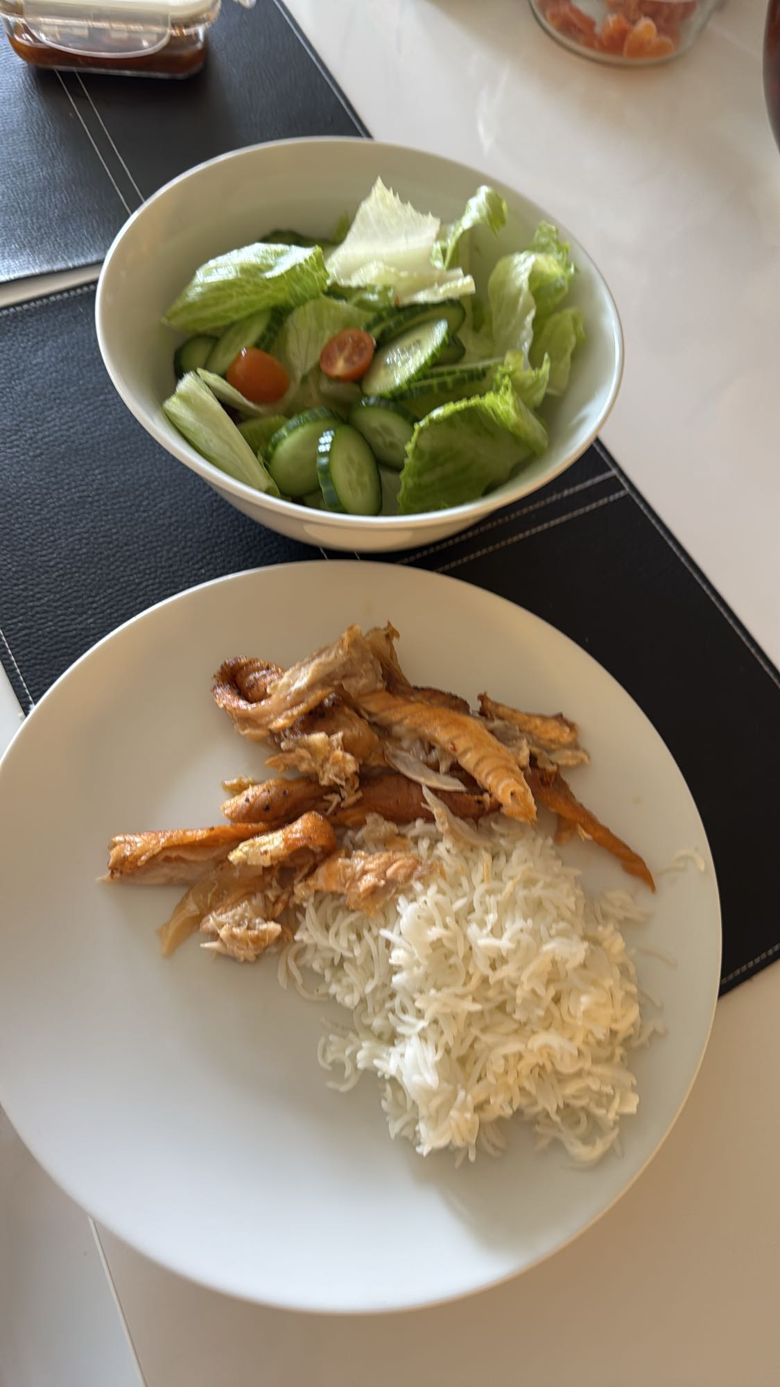 Lax med ris och sallad