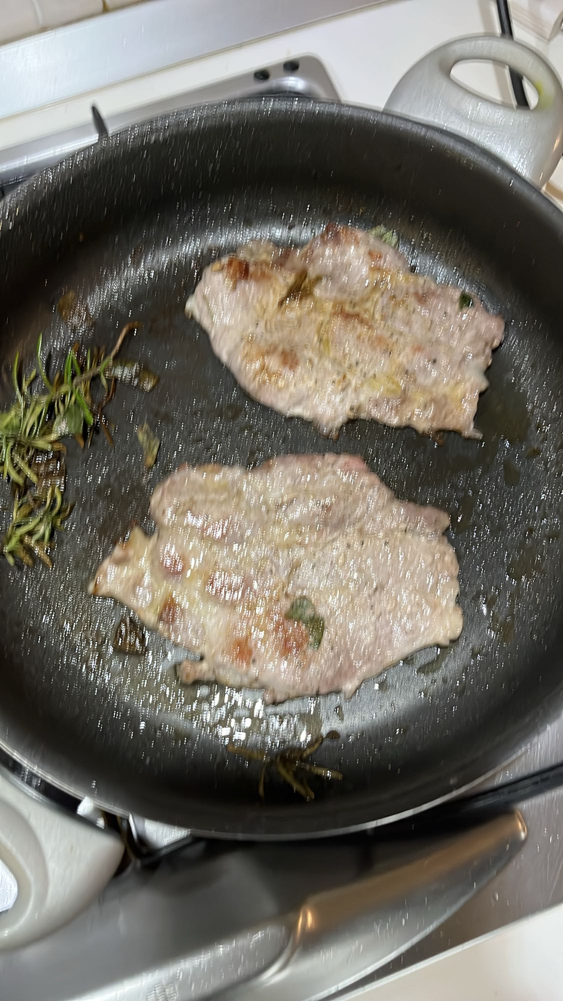 Pan-seared beef with herbs