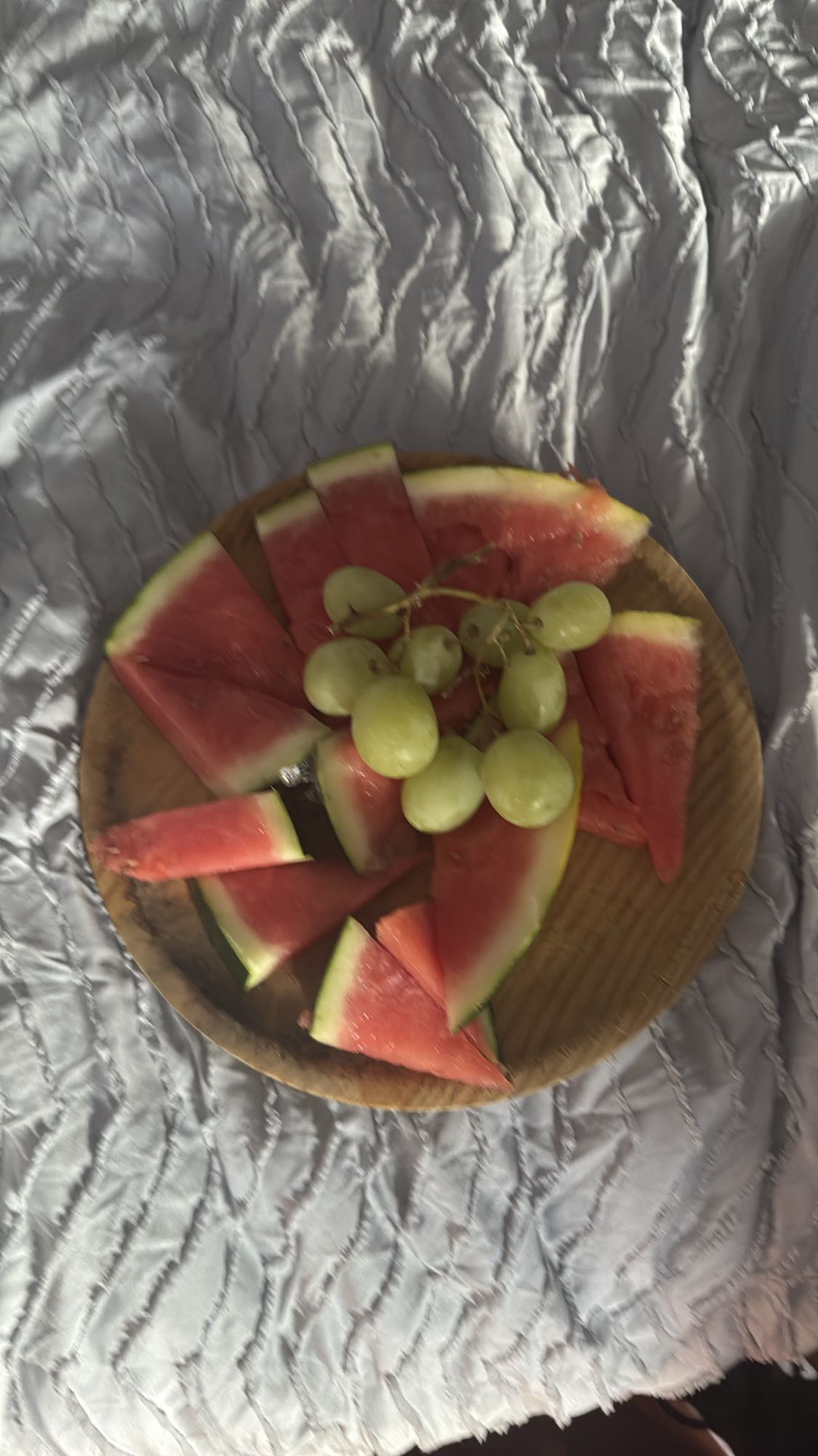 Fruta fresca en plato