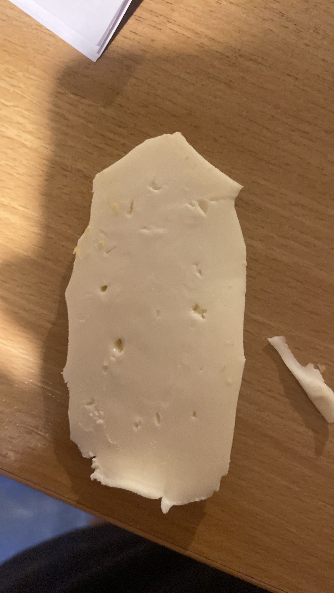 Plaster sera żółtego