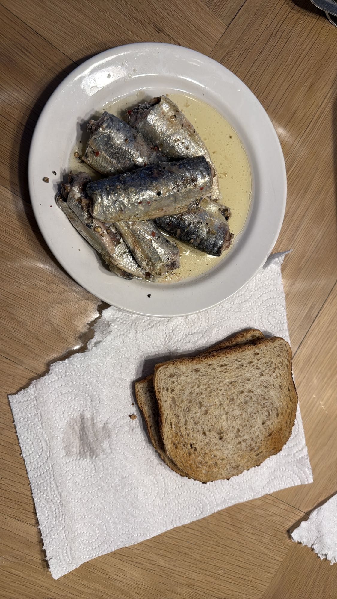 Sardines and Wheat Bread