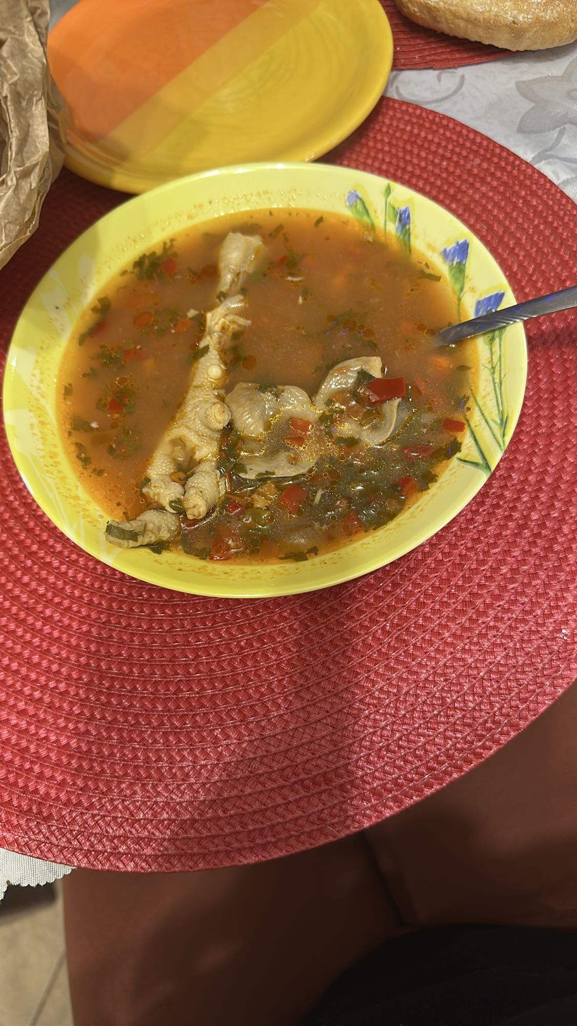 Ciorbă de pui cu legume