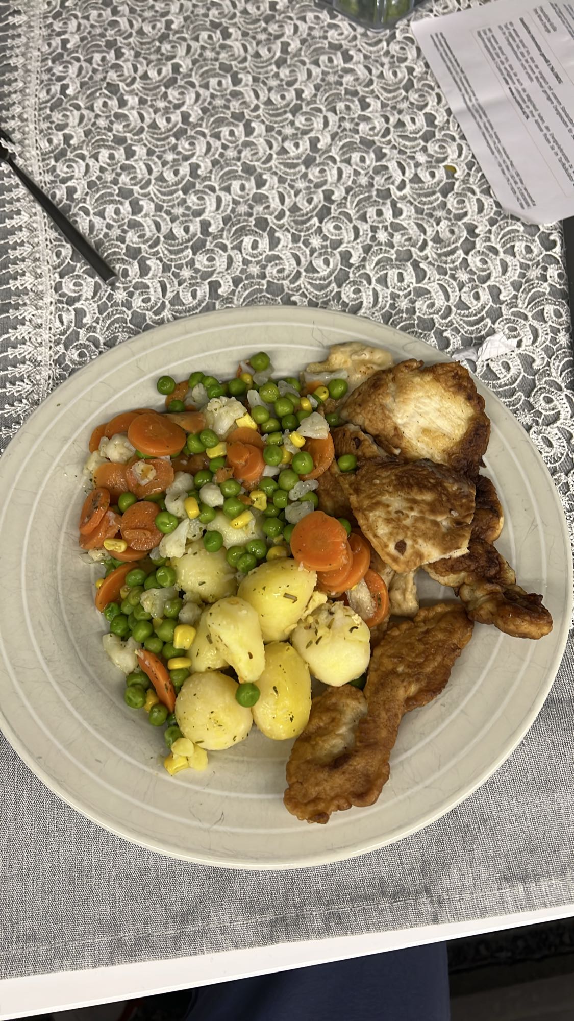 Kurczak z warzywami i ziemniakami