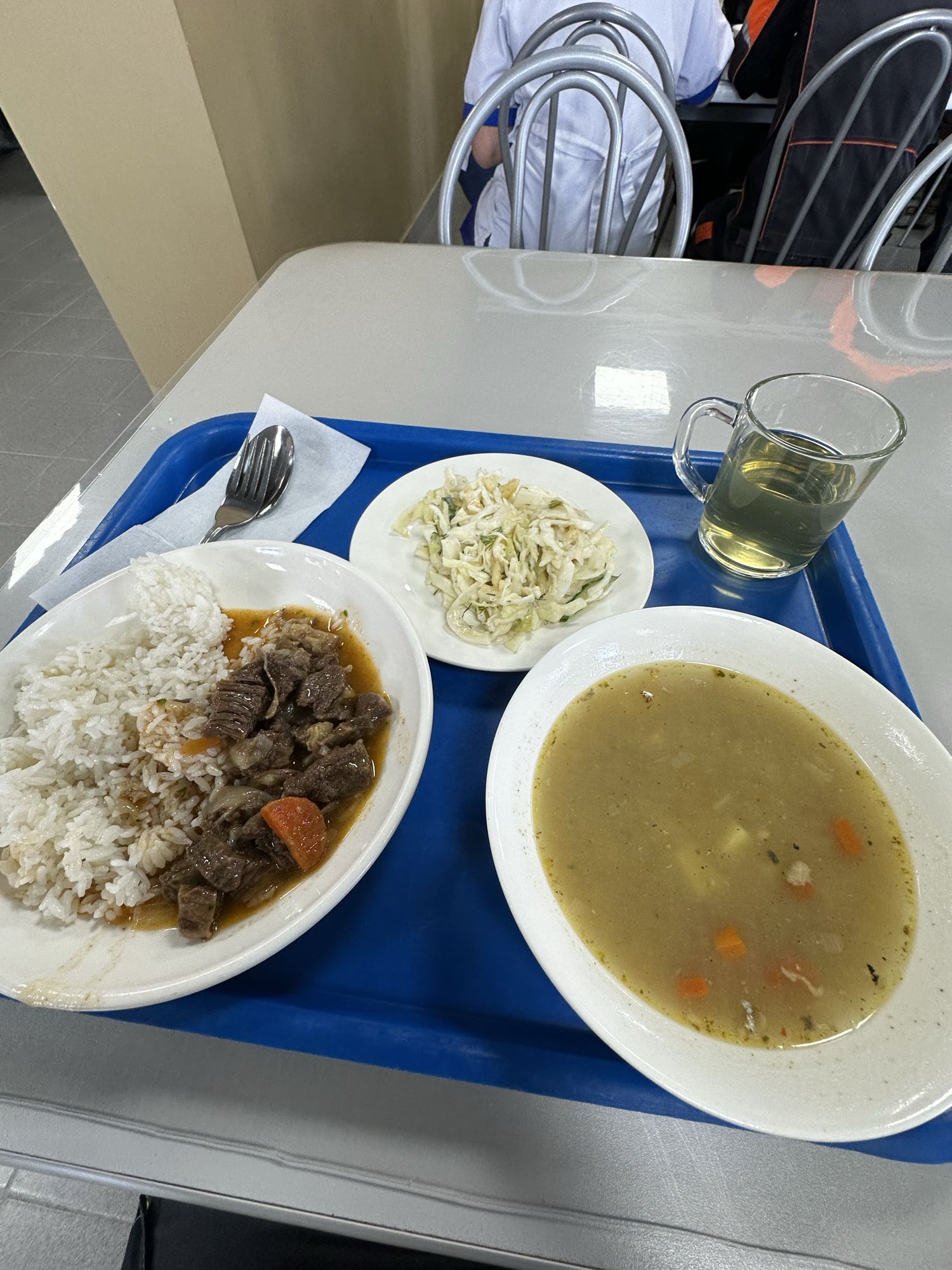 Обед с рисом и супом