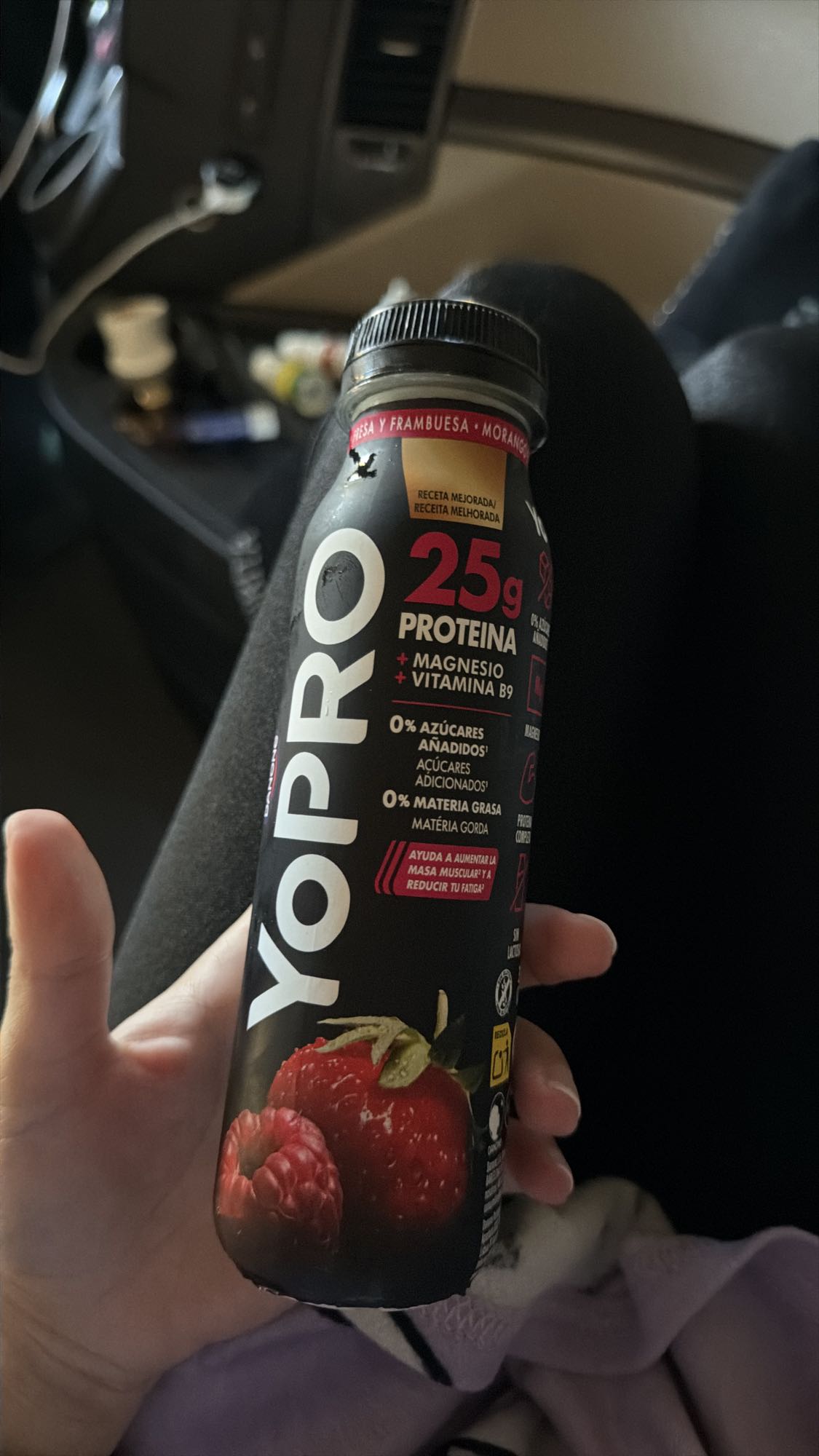 YoPRO capsuni zmeura