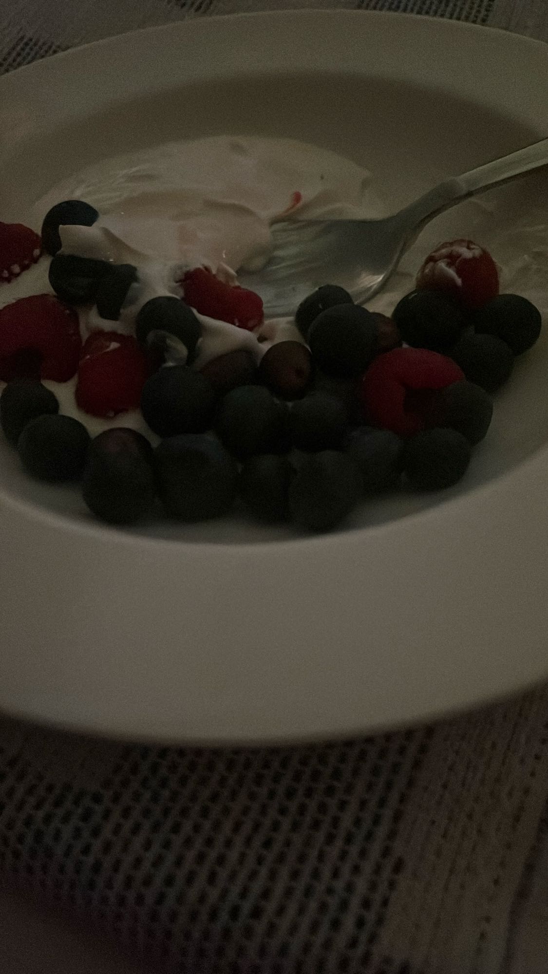 Yoghurt med bär