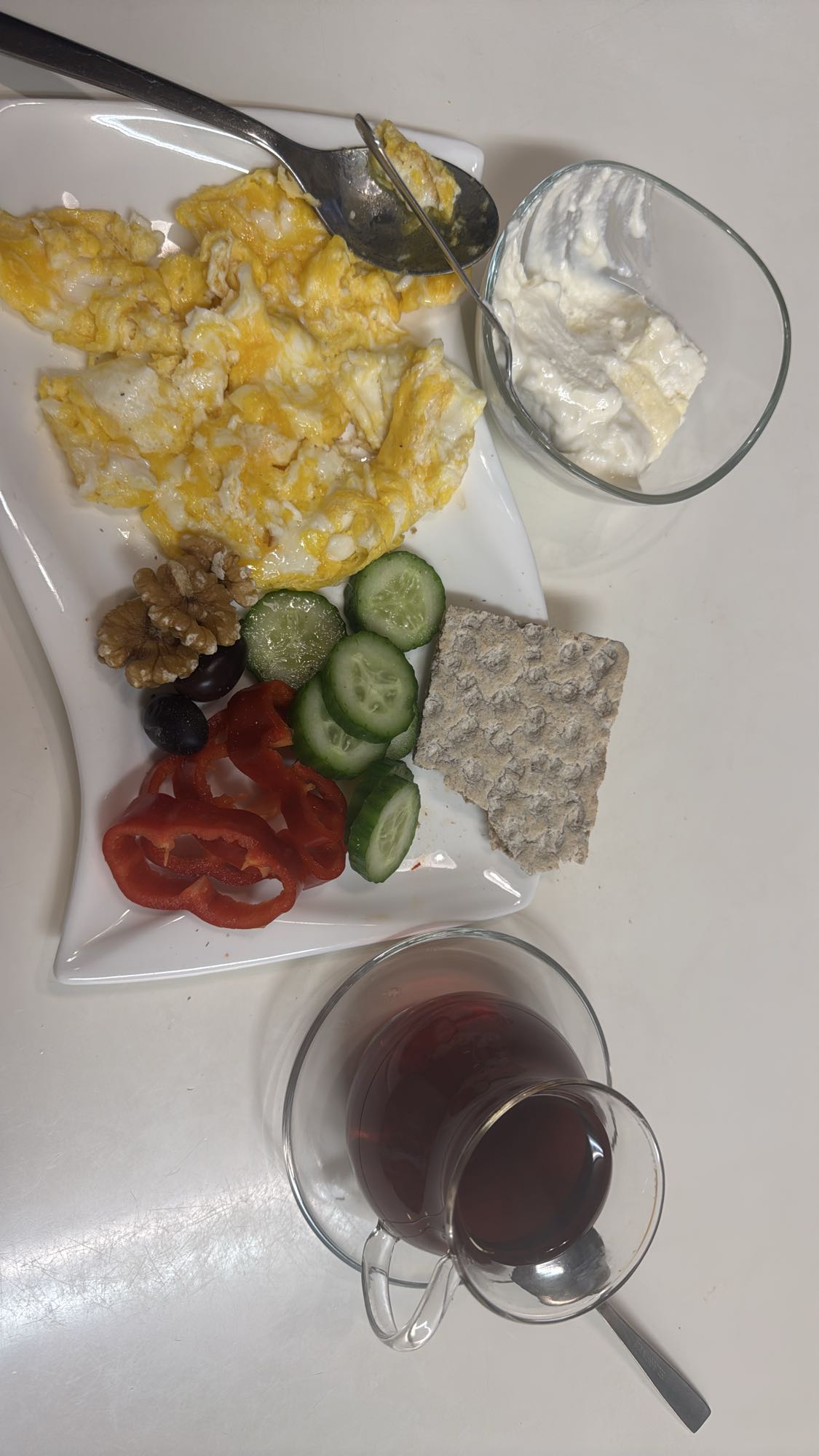 Frukosttallrik med ägg