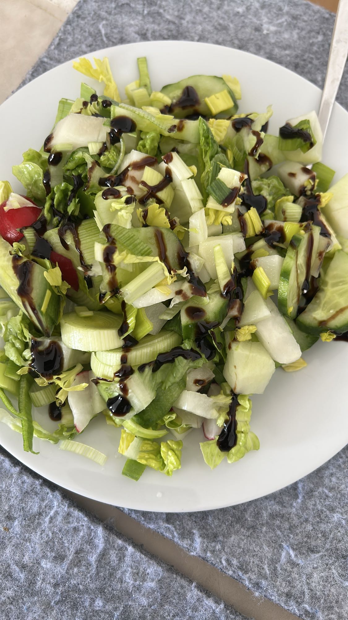 Ensalada fresca con vinagre