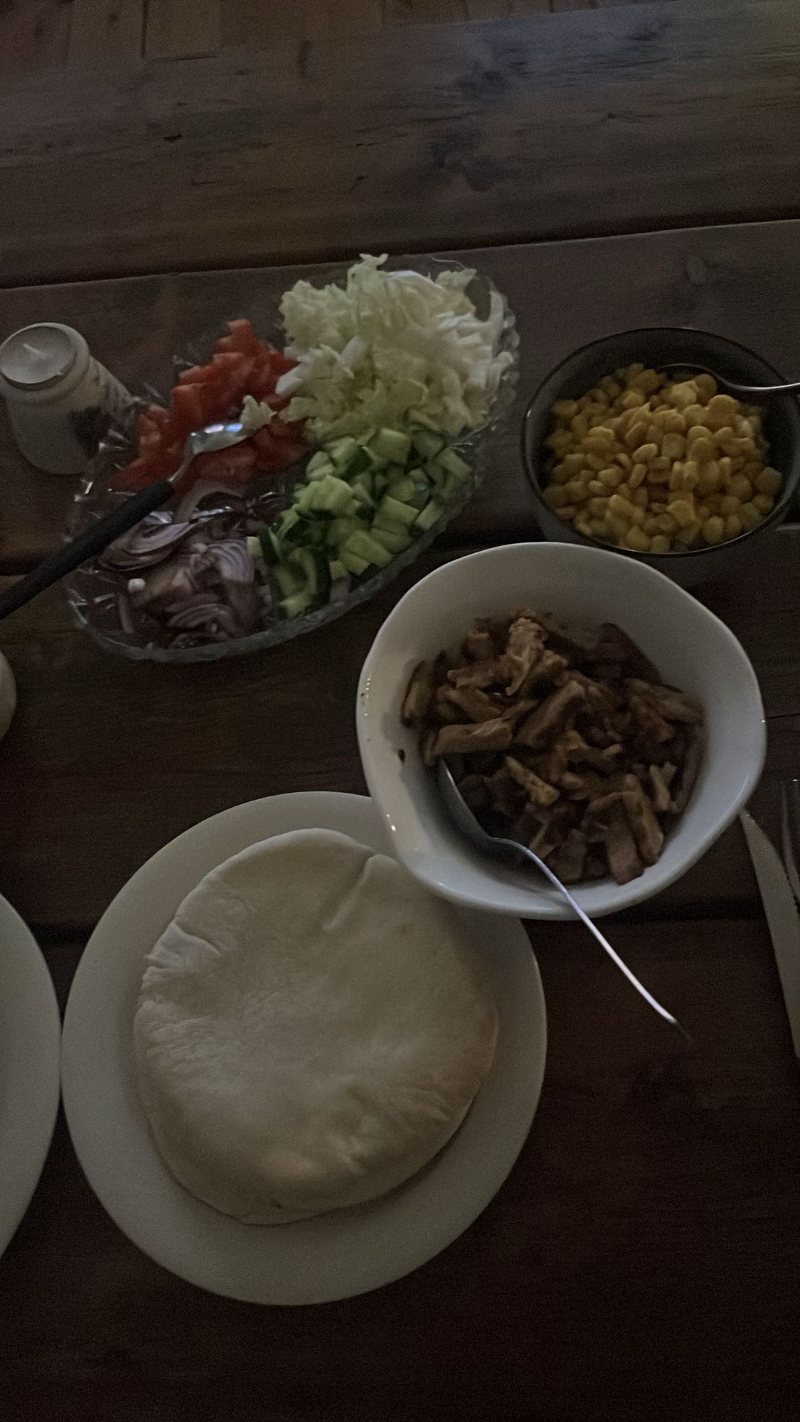 Kyckling pita med grönsaker