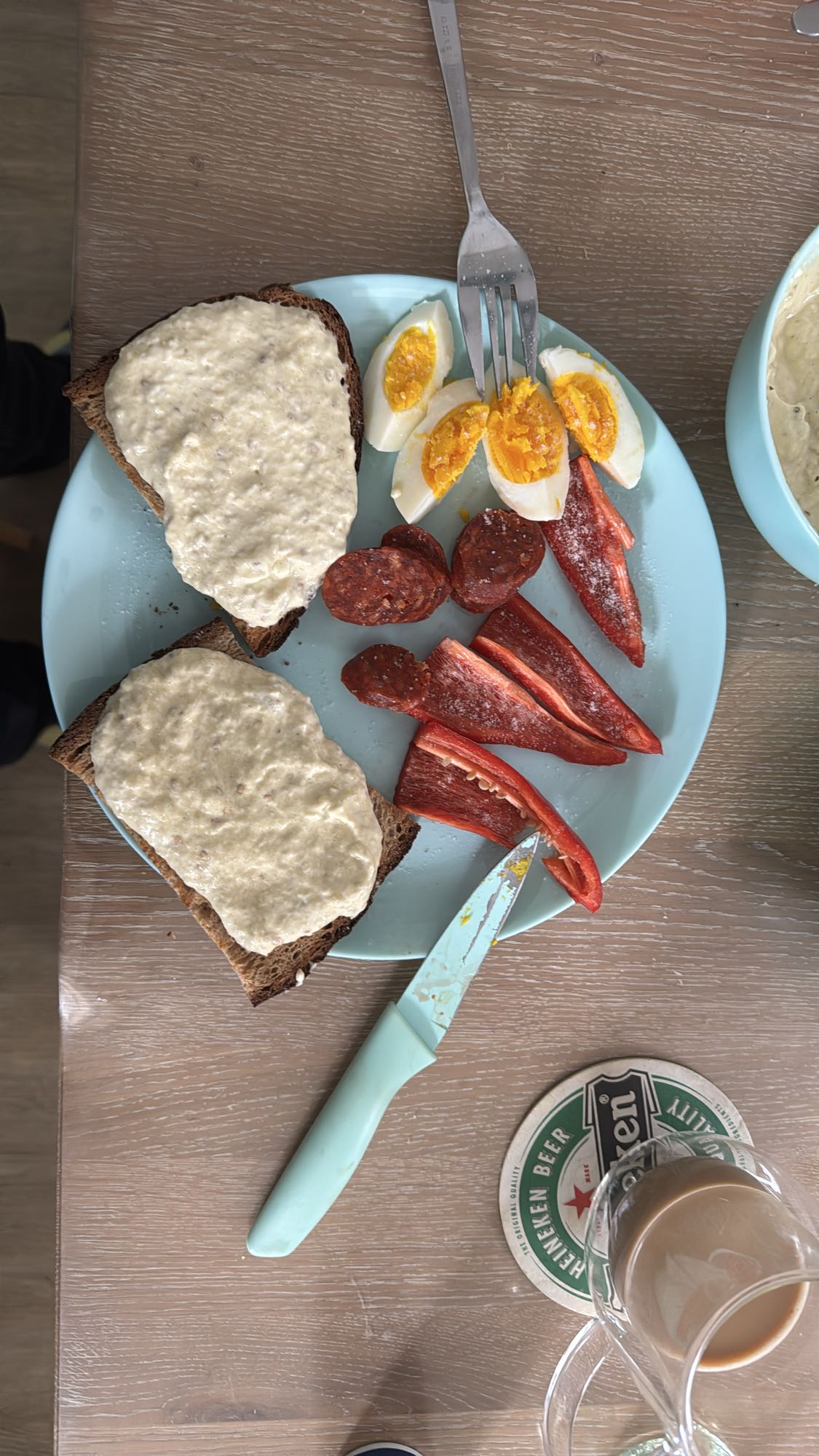 Egg, pepper & spread toast
