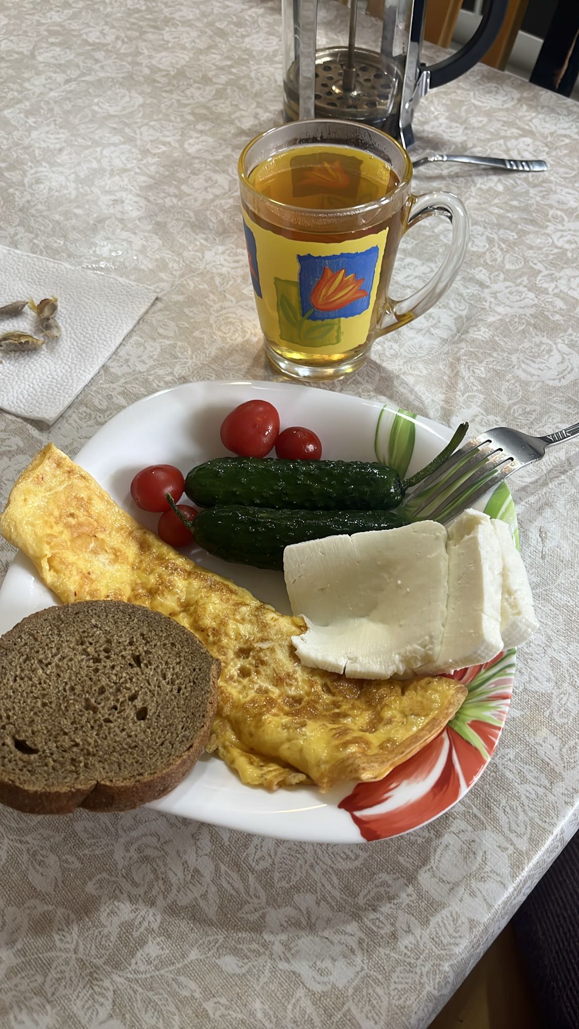 Омлет с сыром и овощами