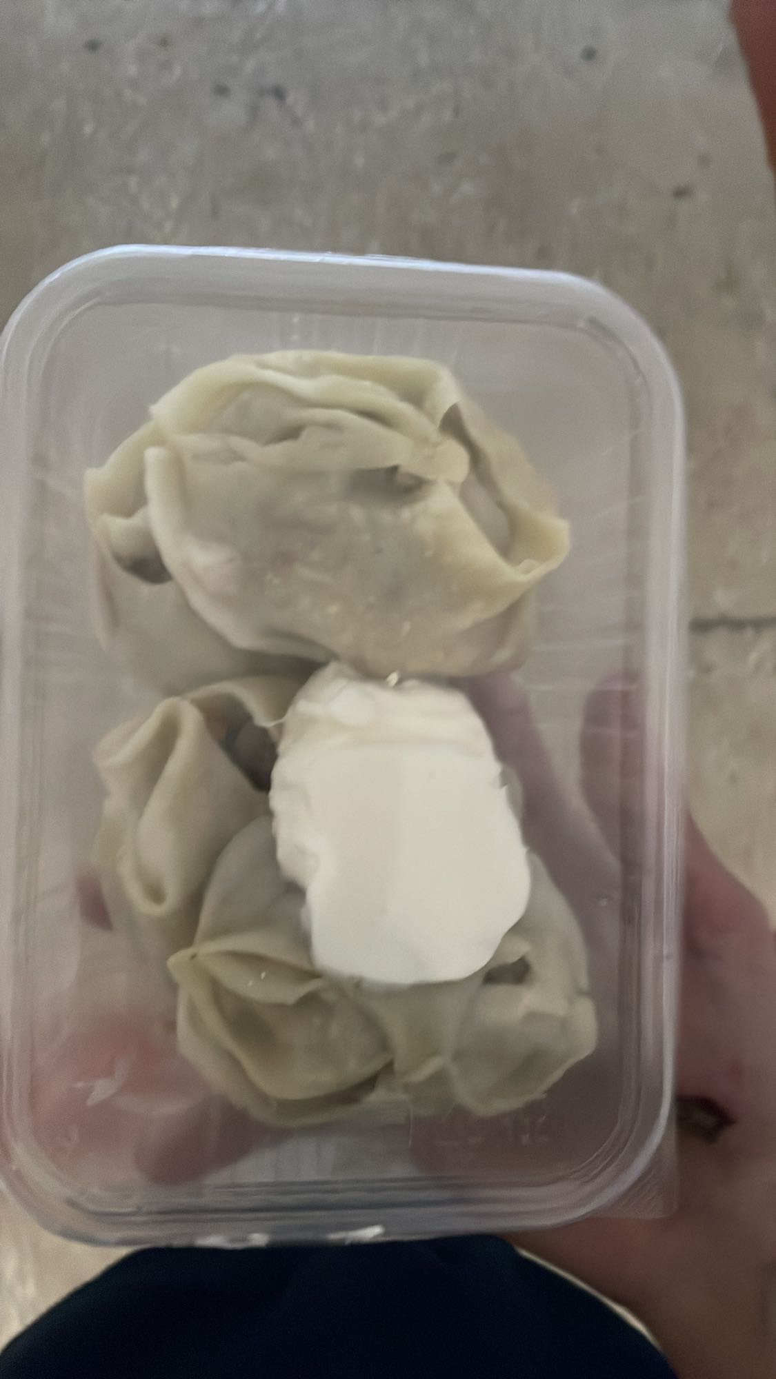 манты со сметаной