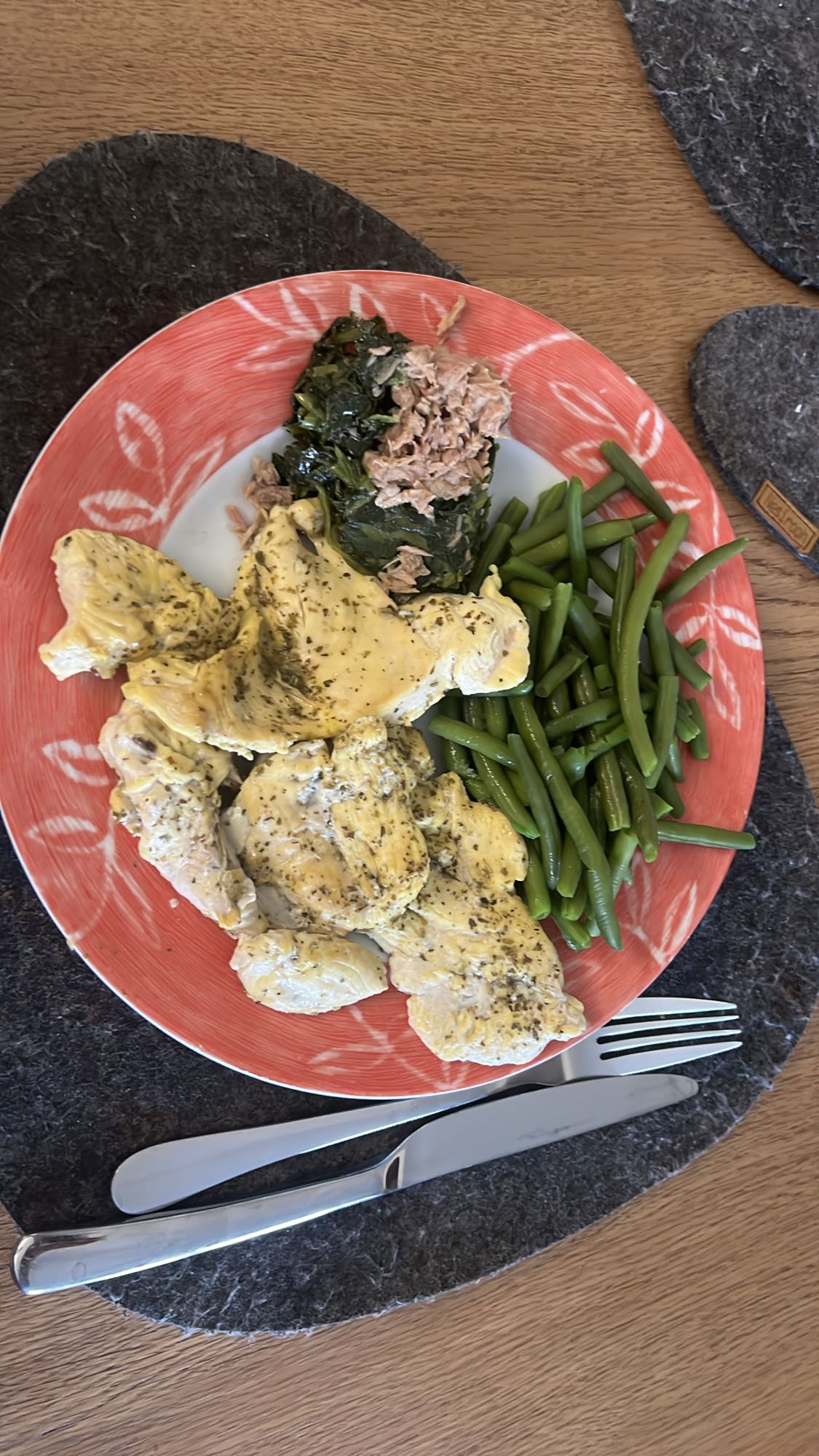 Pollo fagiolini e spinaci