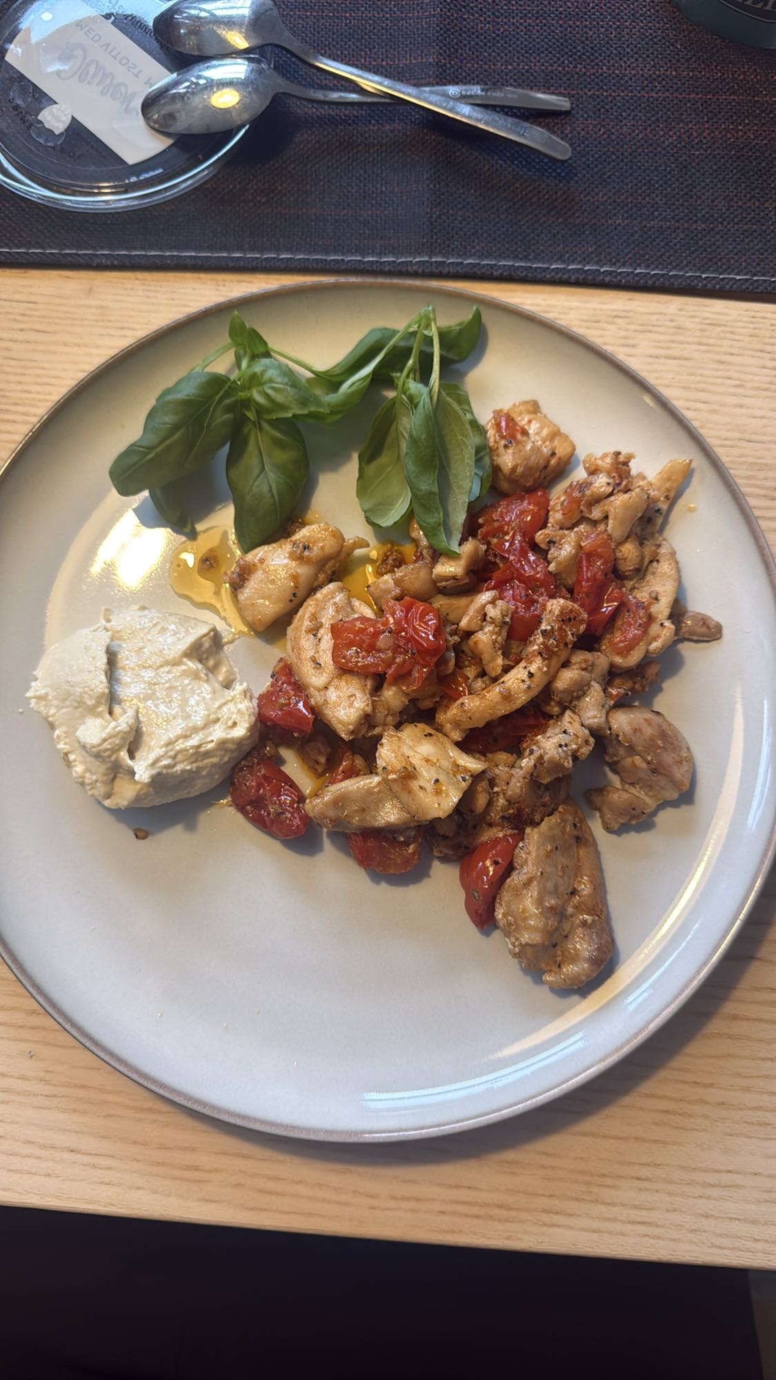 Kyckling med hummus