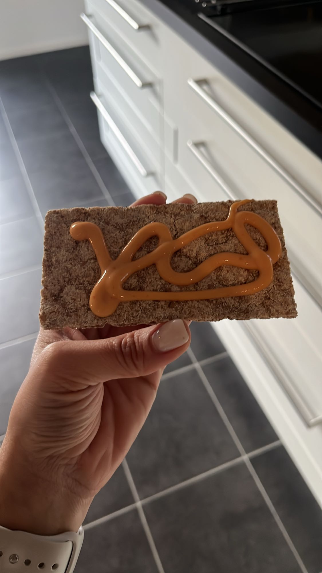 Knäckebröd med sås
