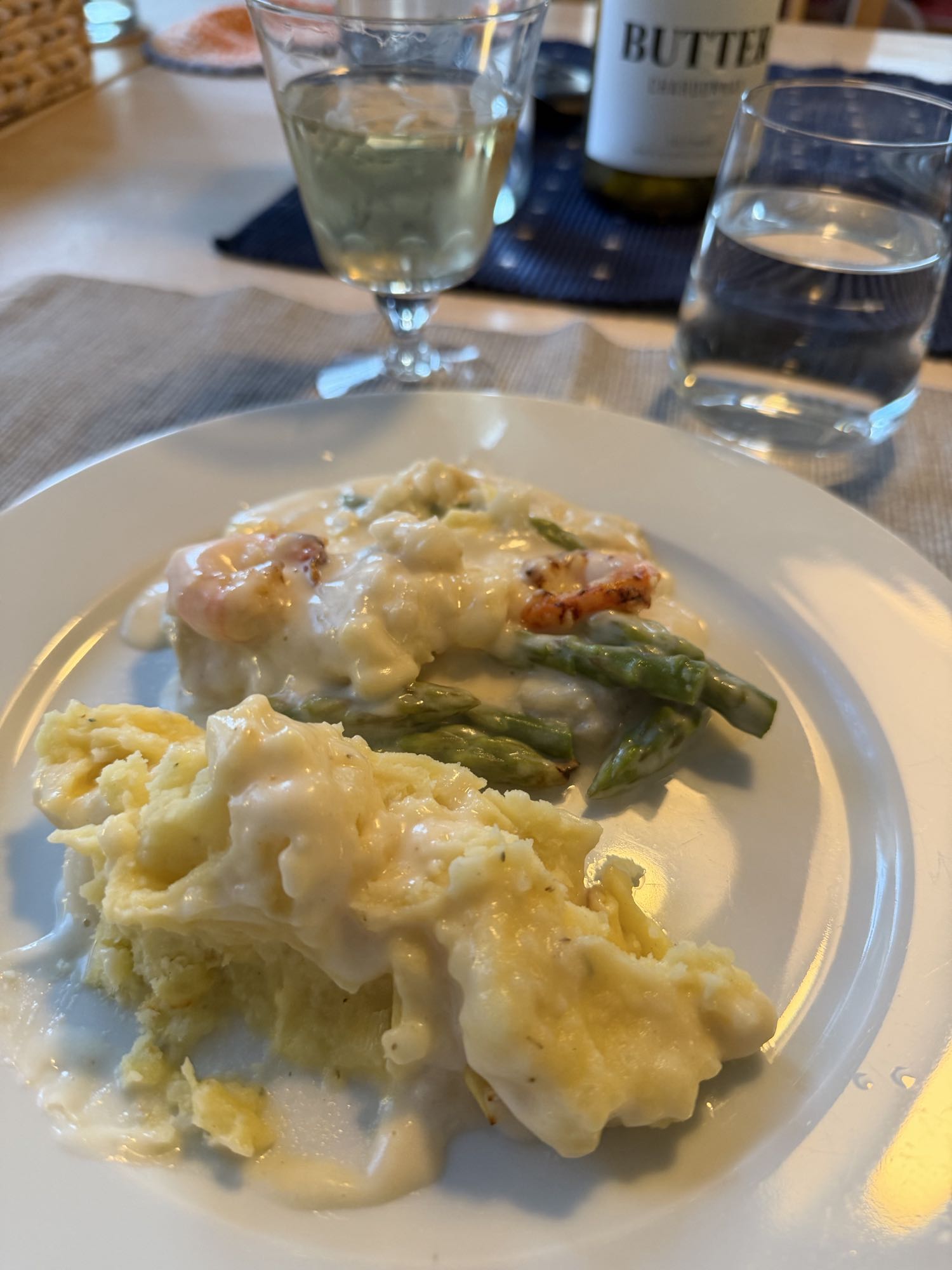 Potatismos med räkor