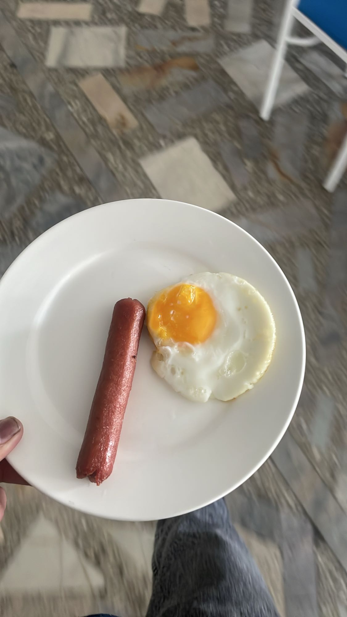 Сосиска с яйцом