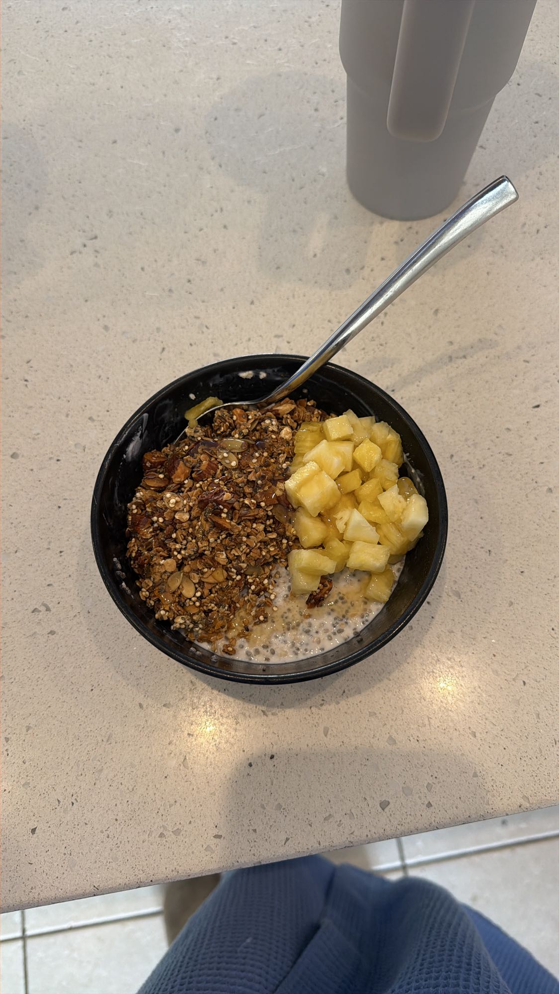 Chiagrød med granola