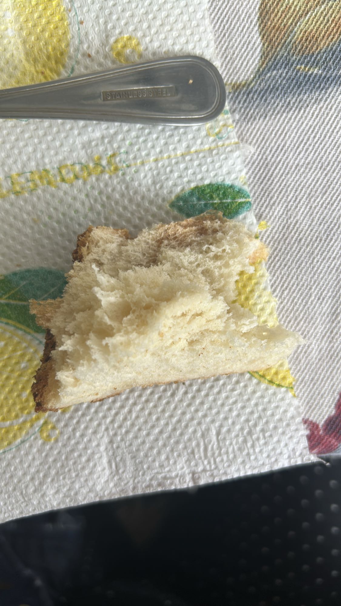 Bucată de pâine albă