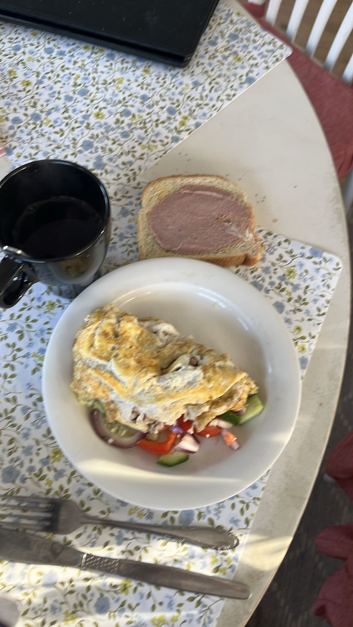 Omelett med smörgås