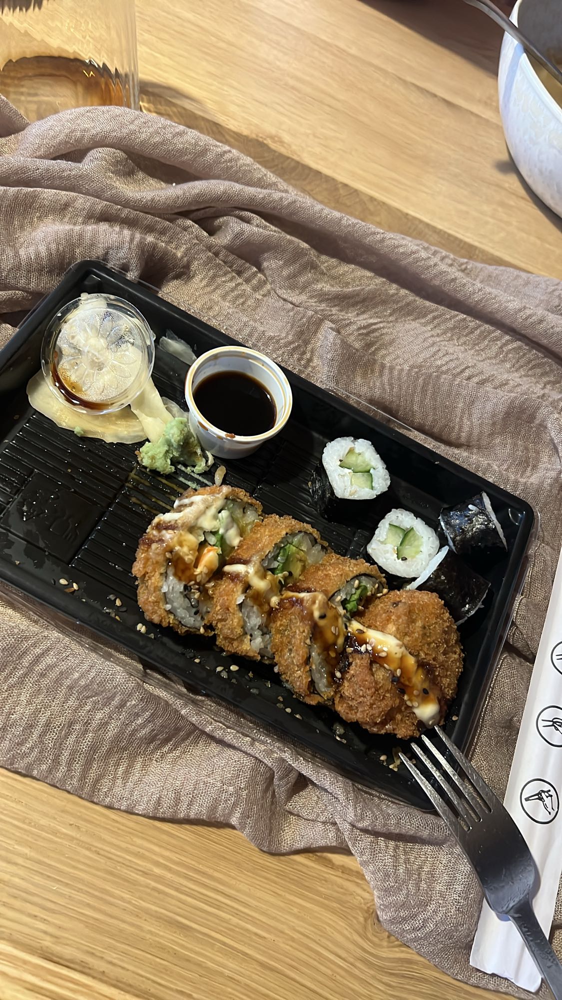 Frittierte Sushi-Rolle