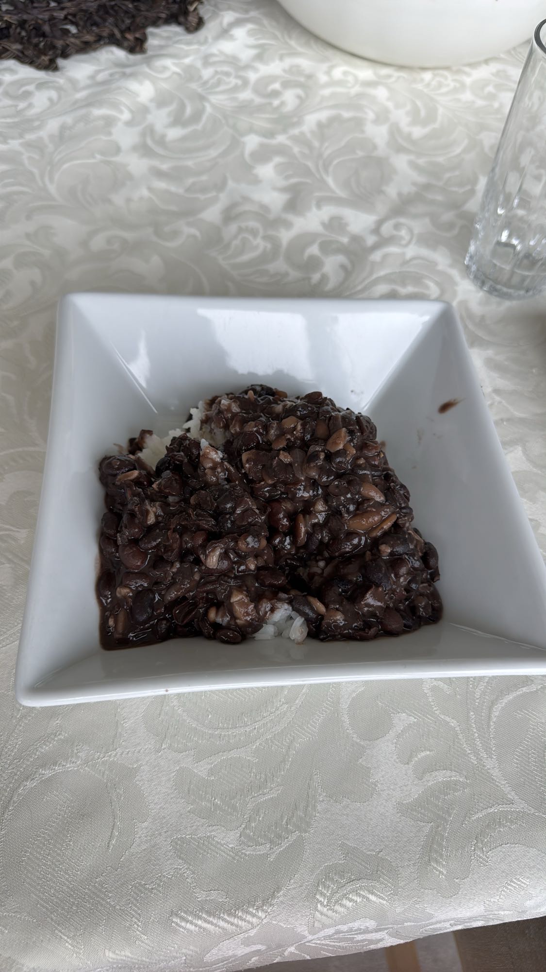 arroz con frijoles negros